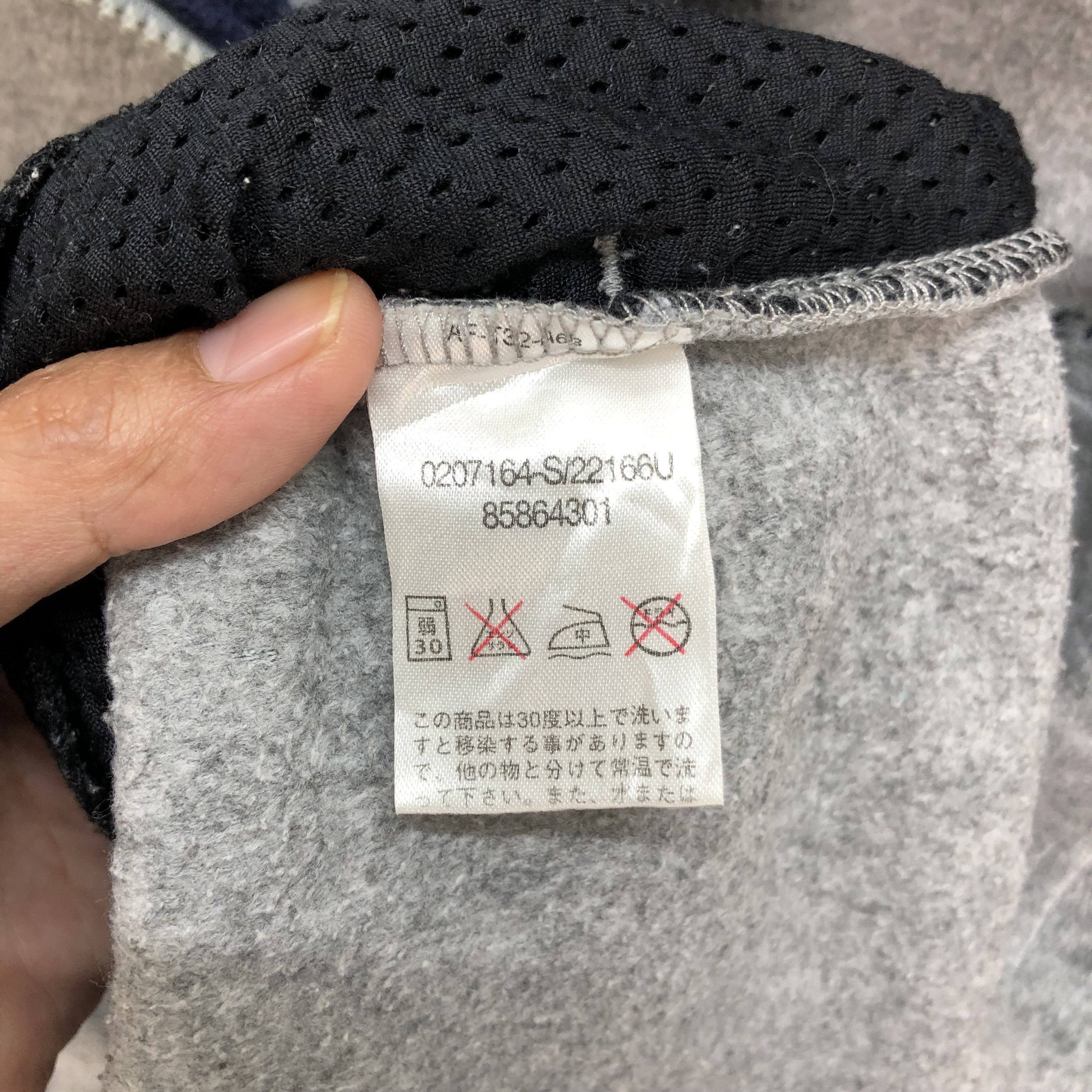Tommy Hilfiger Tommy Hilfiger Half Zip Turtle Neck Fleece Sweater #5352-185 Size US XS / EU 42 / 0 - 9 Thumbnail