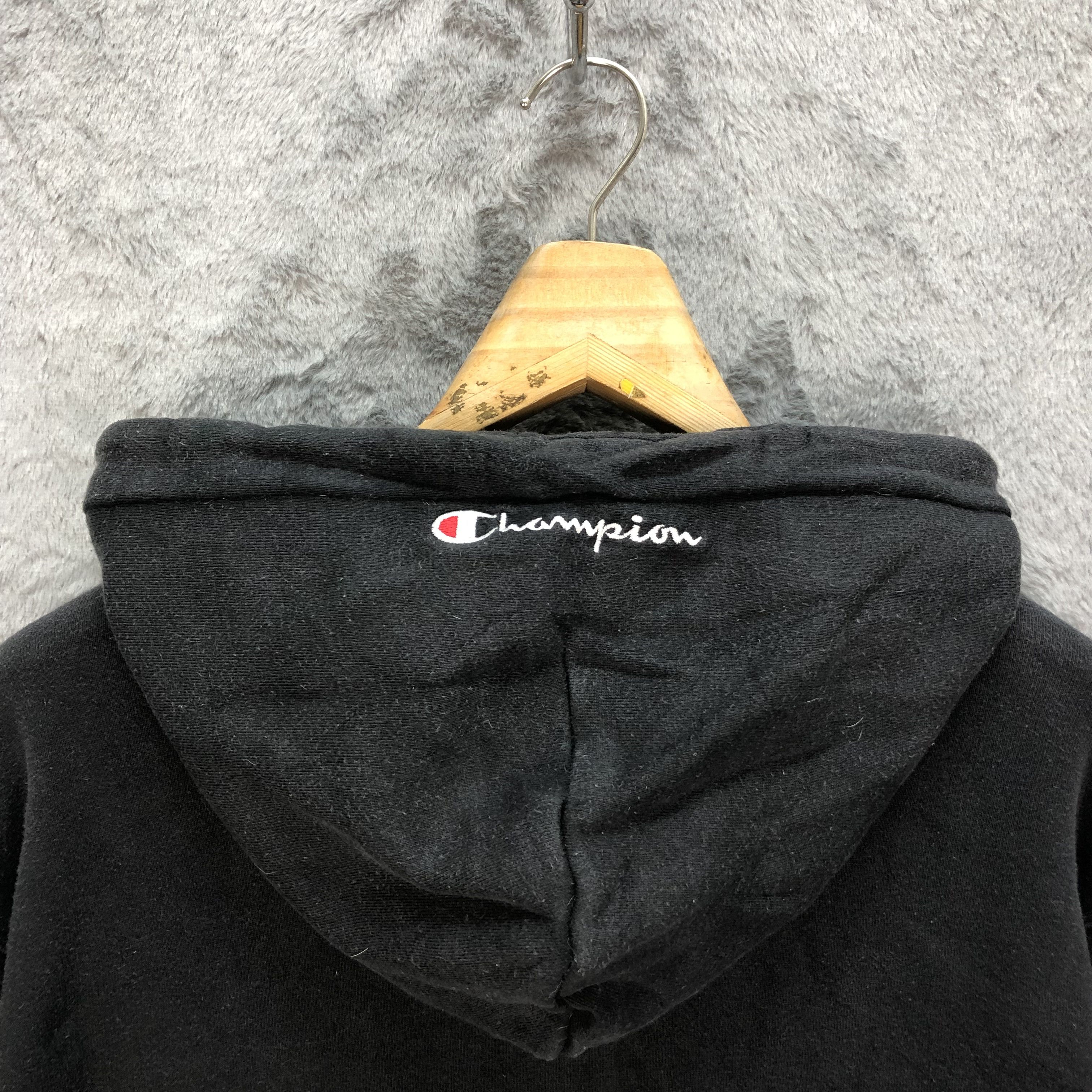 Champion Champion Embroidered Small Logo Pullover Hoodie #5433-190 Size L / US 10 / IT 46 - 11 Thumbnail