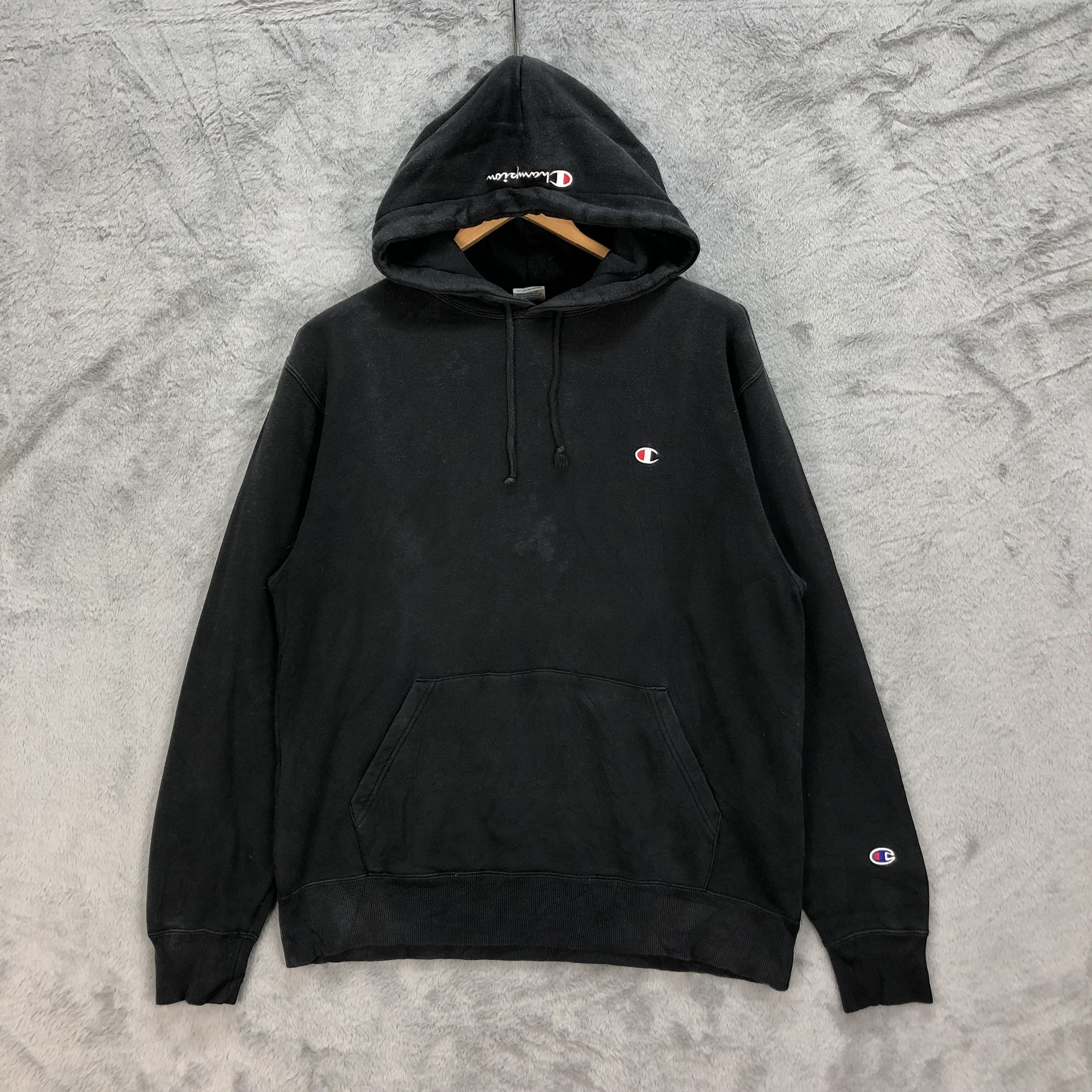 Champion Champion Embroidered Small Logo Pullover Hoodie #5433-190 Size L / US 10 / IT 46 - 1 Thumbnail