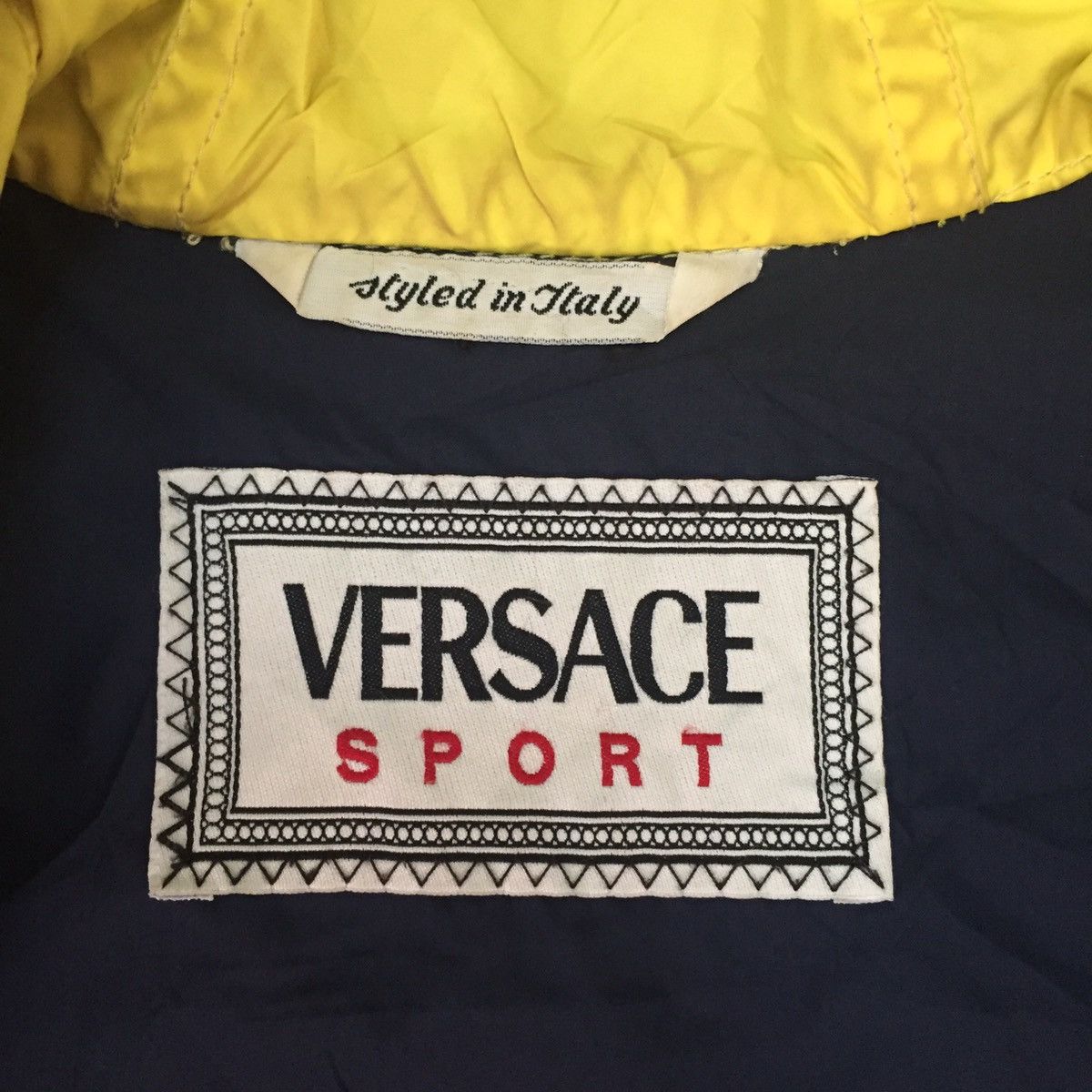 Versace Versace Sport Jacket Hoodie Made in Italy Size US M / EU 48-50 / 2 - 15 Thumbnail