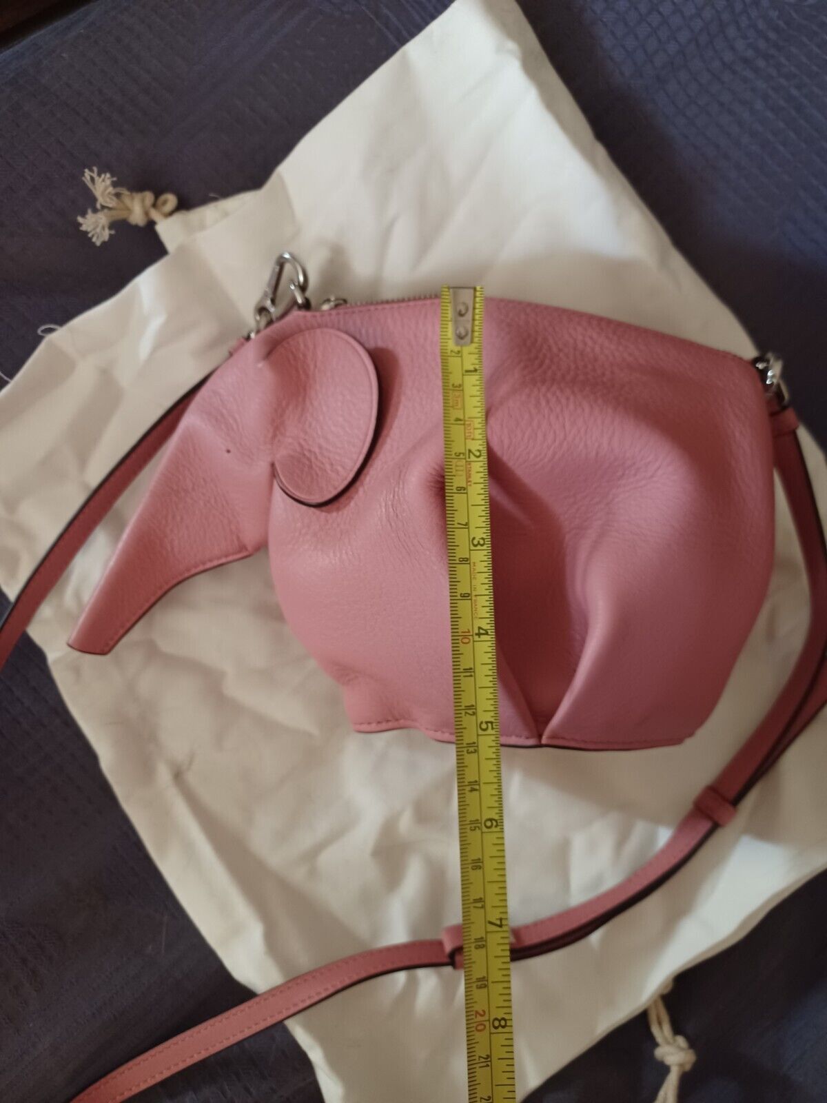 01am1eb0523 Crossbody in Pink