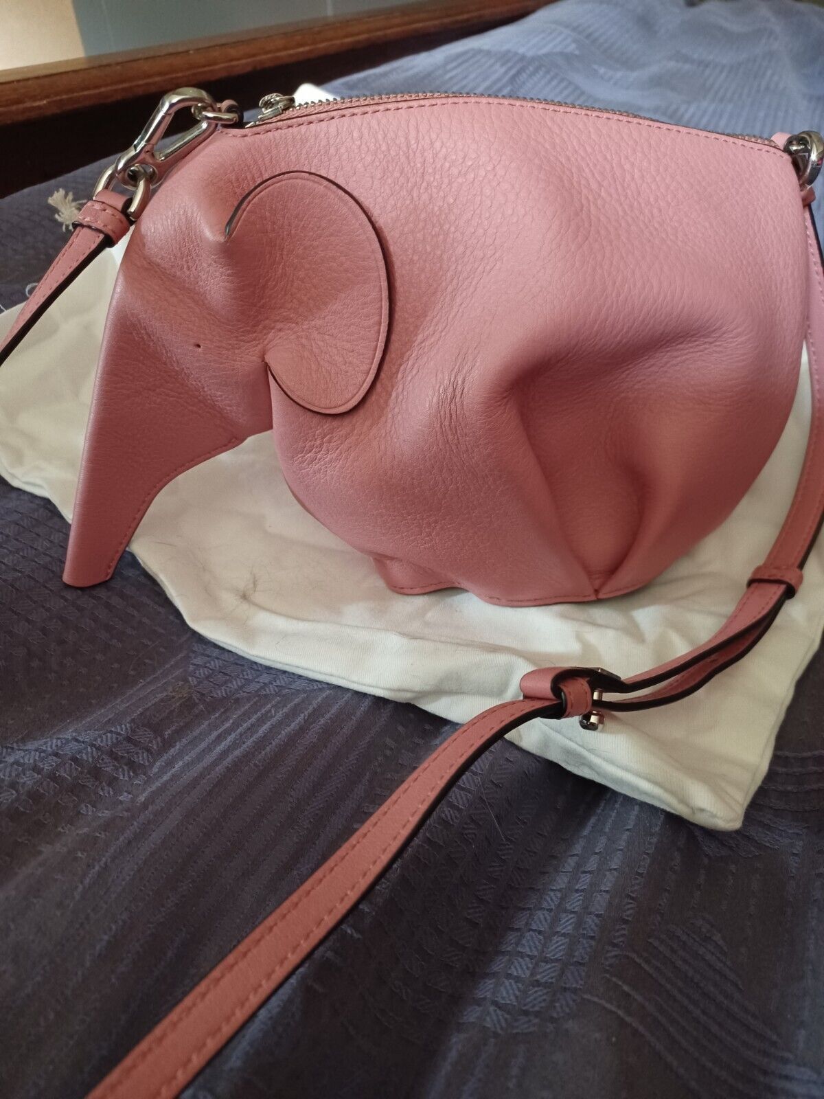 01am1eb0523 Crossbody in Pink