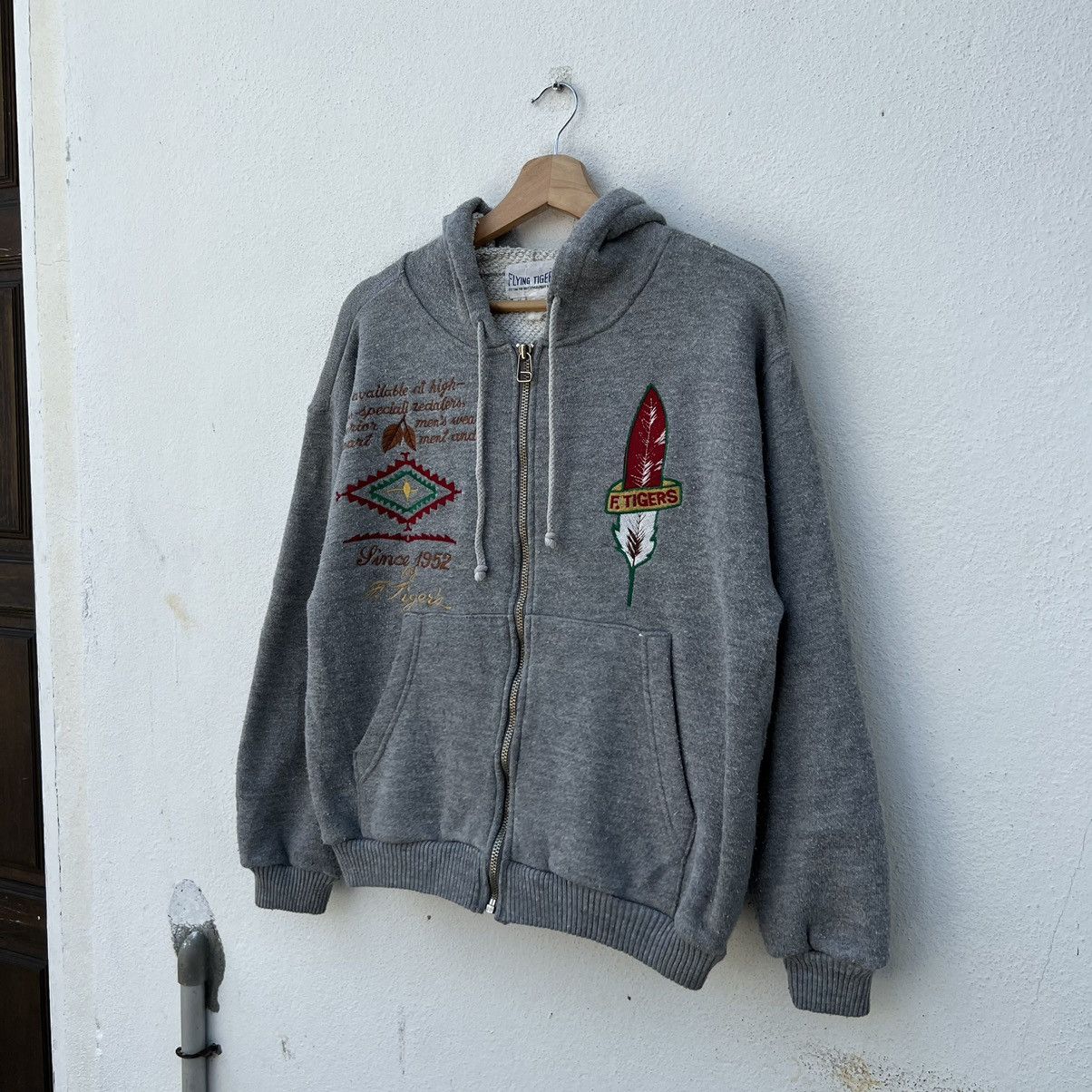 Japanese Brand VINTAGE FLYING TIGERS BIG LOGO ZIPPER JACKET Size US M / EU 48-50 / 2 - 2 Thumbnail