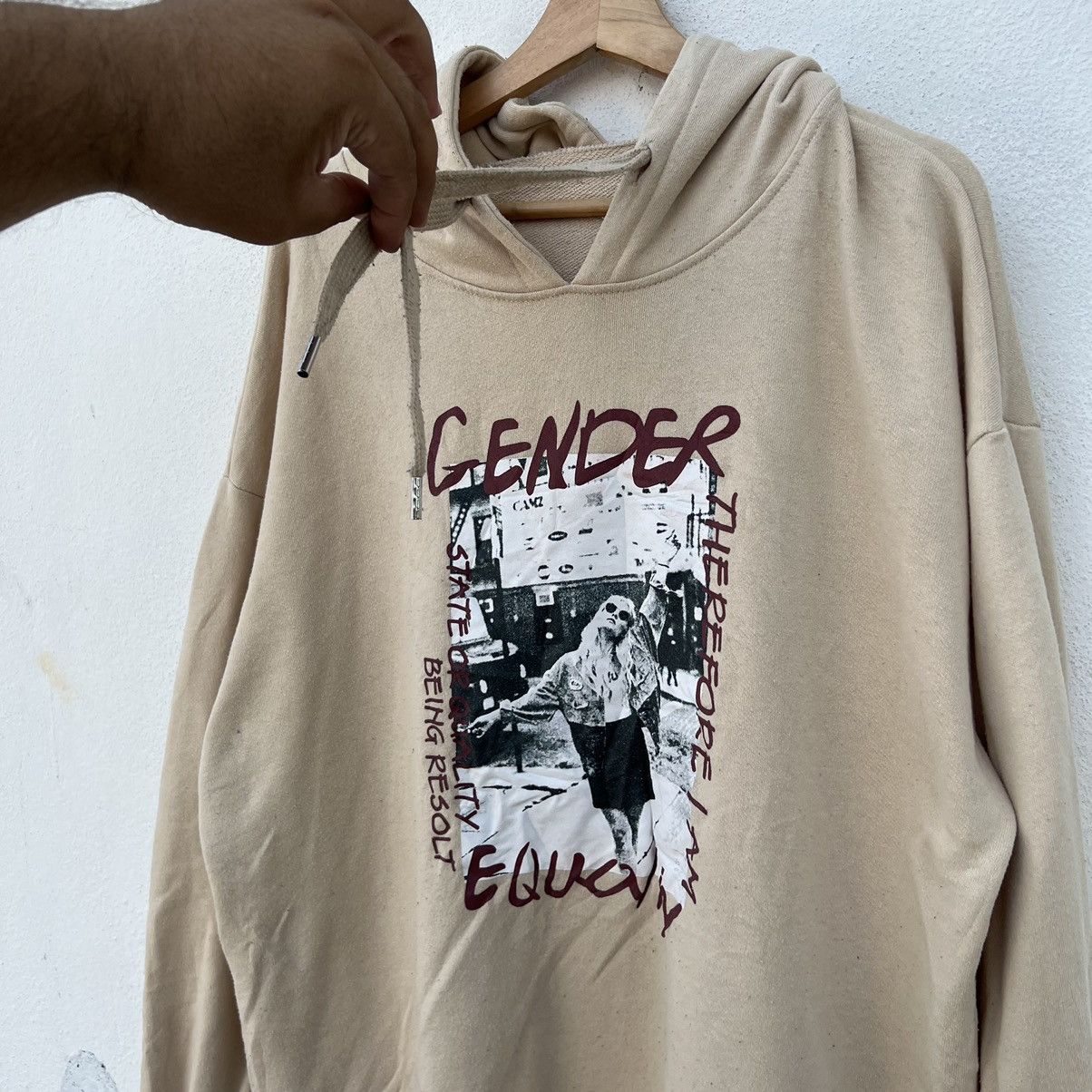 Japanese Brand RARE GENDER HOODIE BIG LOGO Size US M / EU 48-50 / 2 - 5 Thumbnail