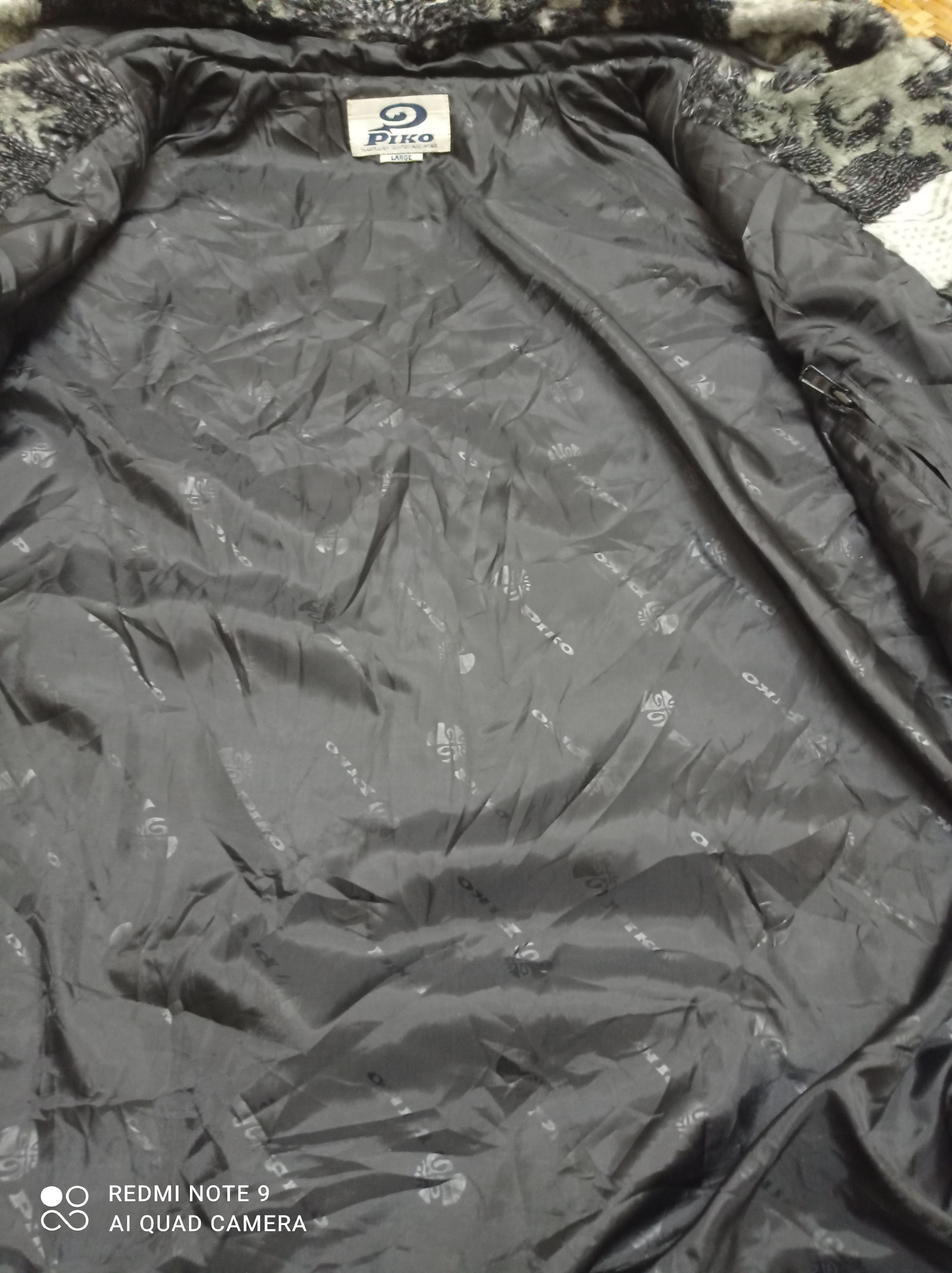 Japanese Brand Vintage Hawaii Piko fleece hooded size L Size US L / EU 52-54 / 3 - 11 Thumbnail
