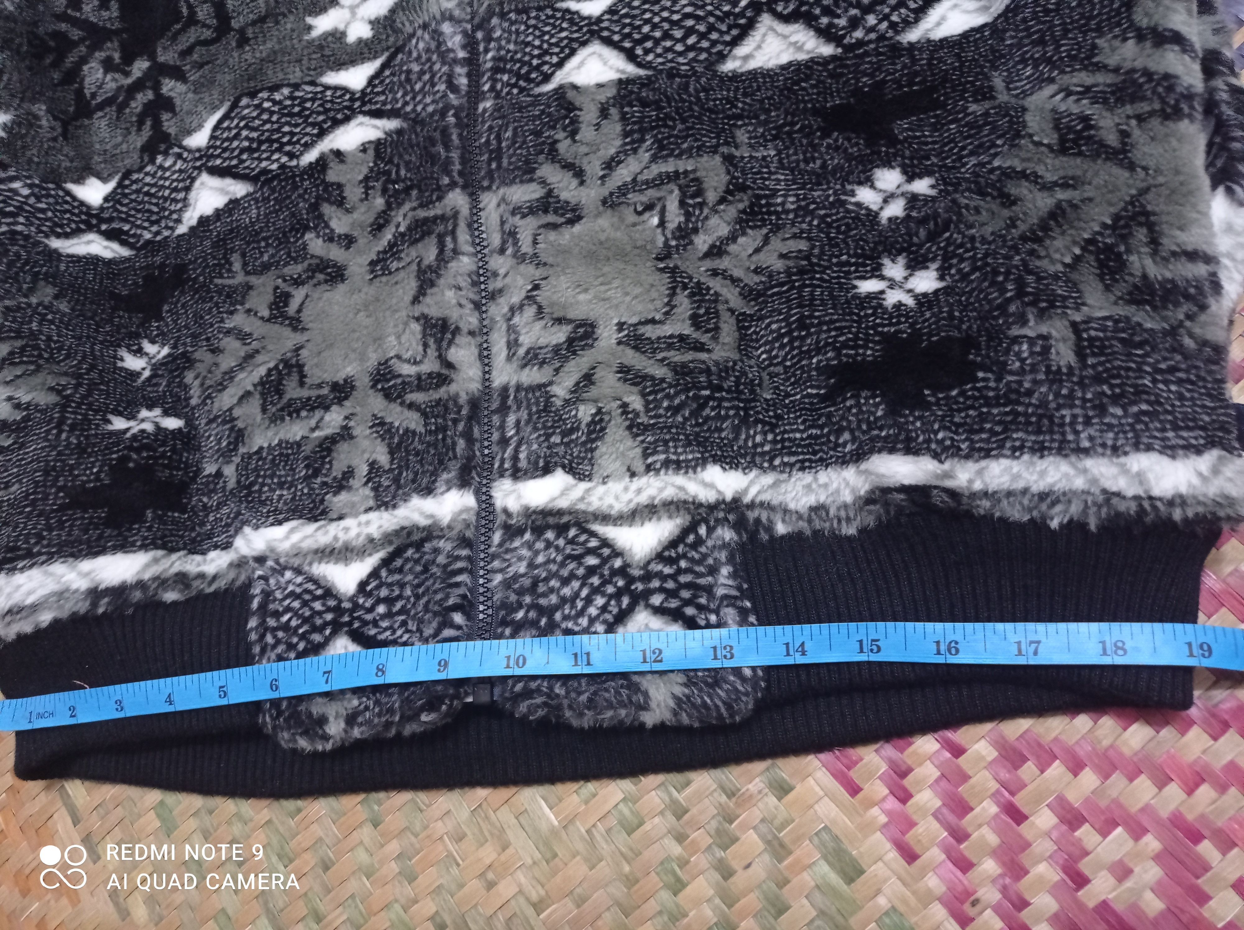 Japanese Brand Vintage Hawaii Piko fleece hooded size L Size US L / EU 52-54 / 3 - 15 Thumbnail