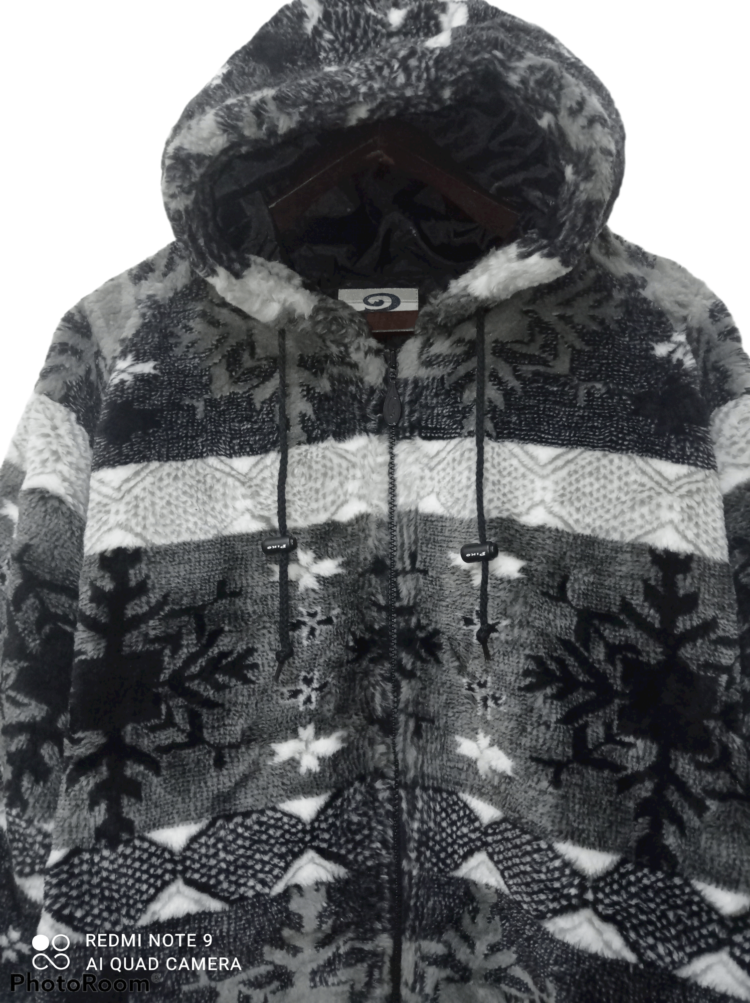 Japanese Brand Vintage Hawaii Piko fleece hooded size L Size US L / EU 52-54 / 3 - 3 Thumbnail