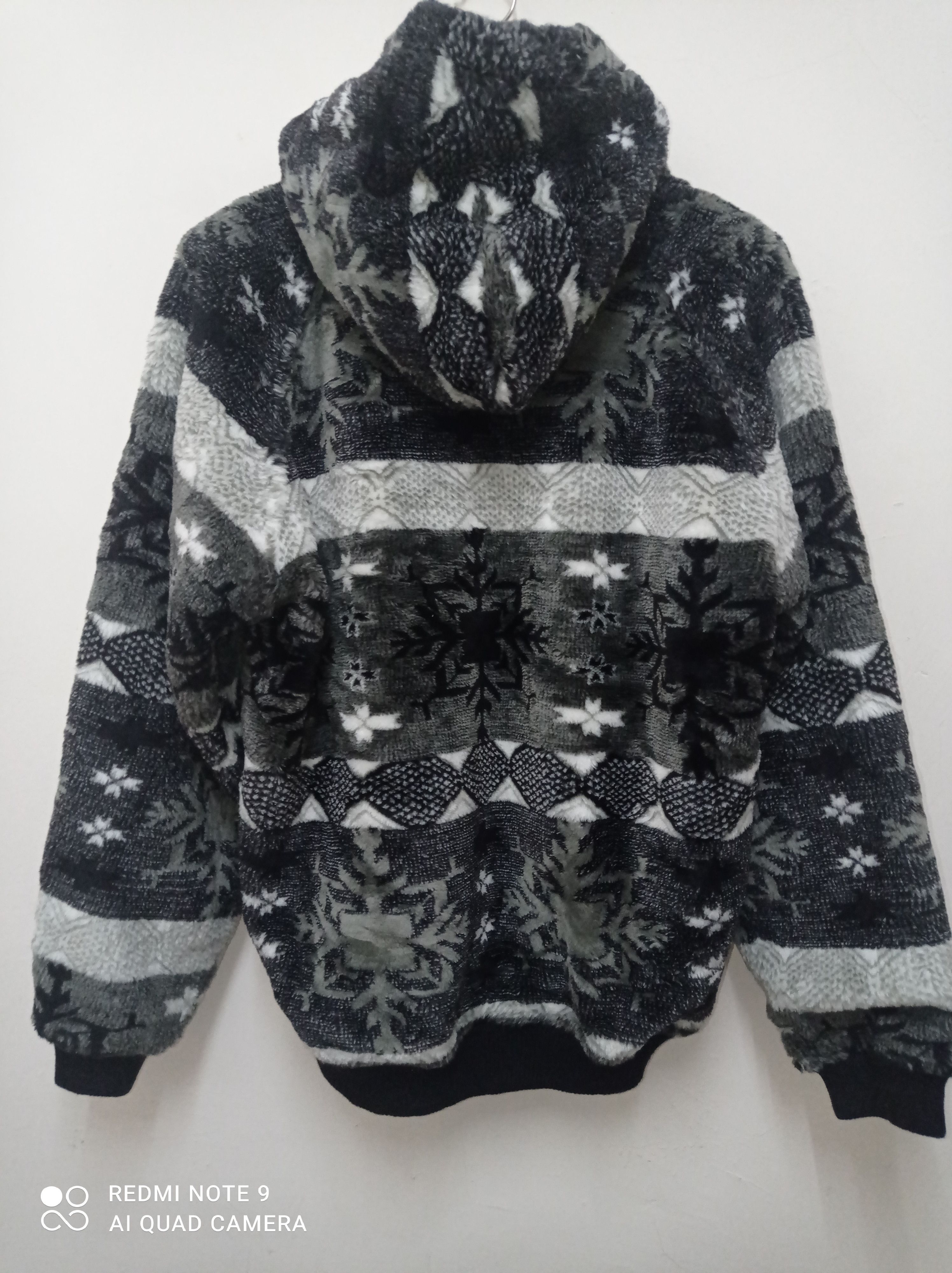 Japanese Brand Vintage Hawaii Piko fleece hooded size L Size US L / EU 52-54 / 3 - 4 Thumbnail