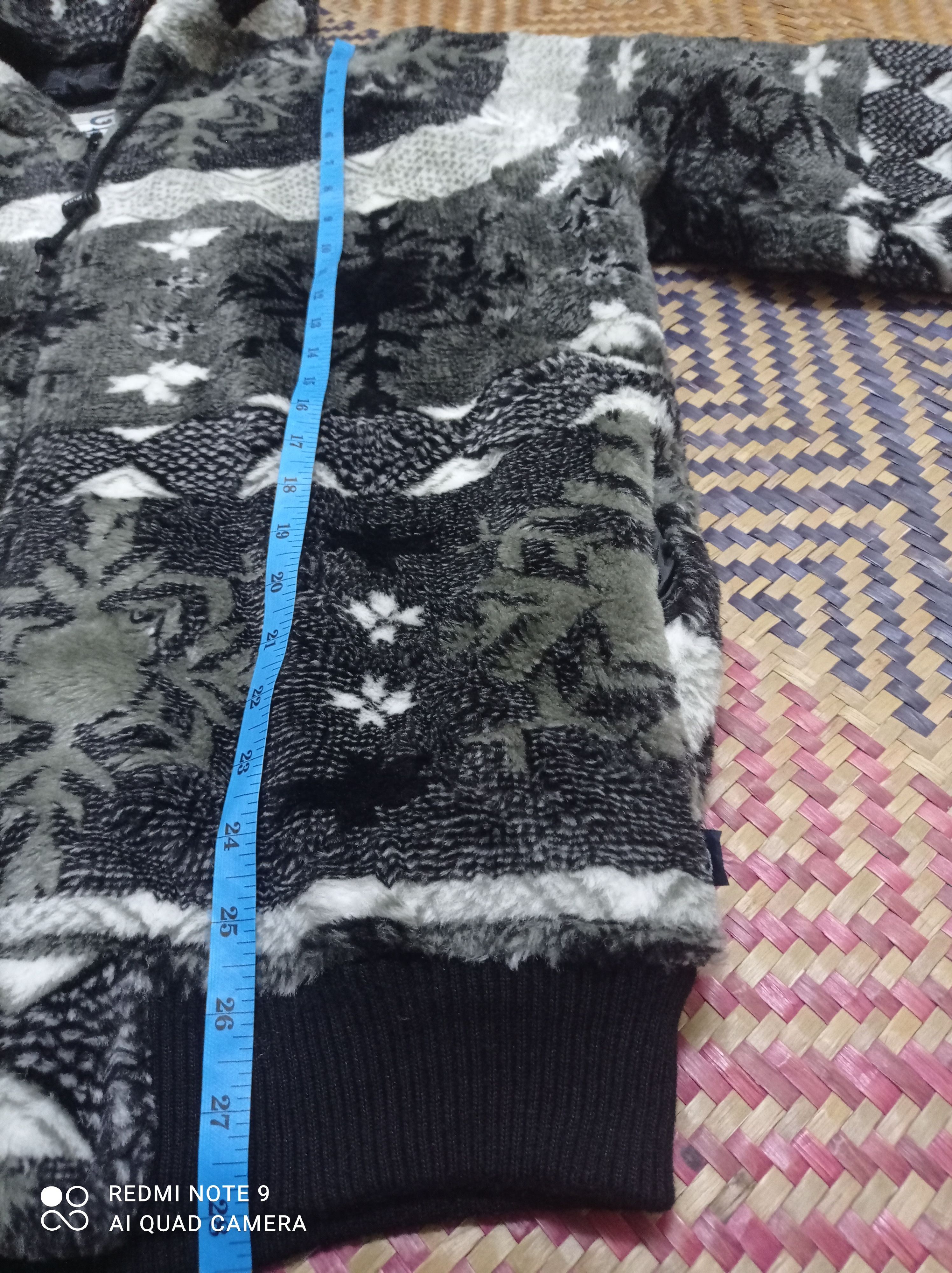 Japanese Brand Vintage Hawaii Piko fleece hooded size L Size US L / EU 52-54 / 3 - 14 Thumbnail
