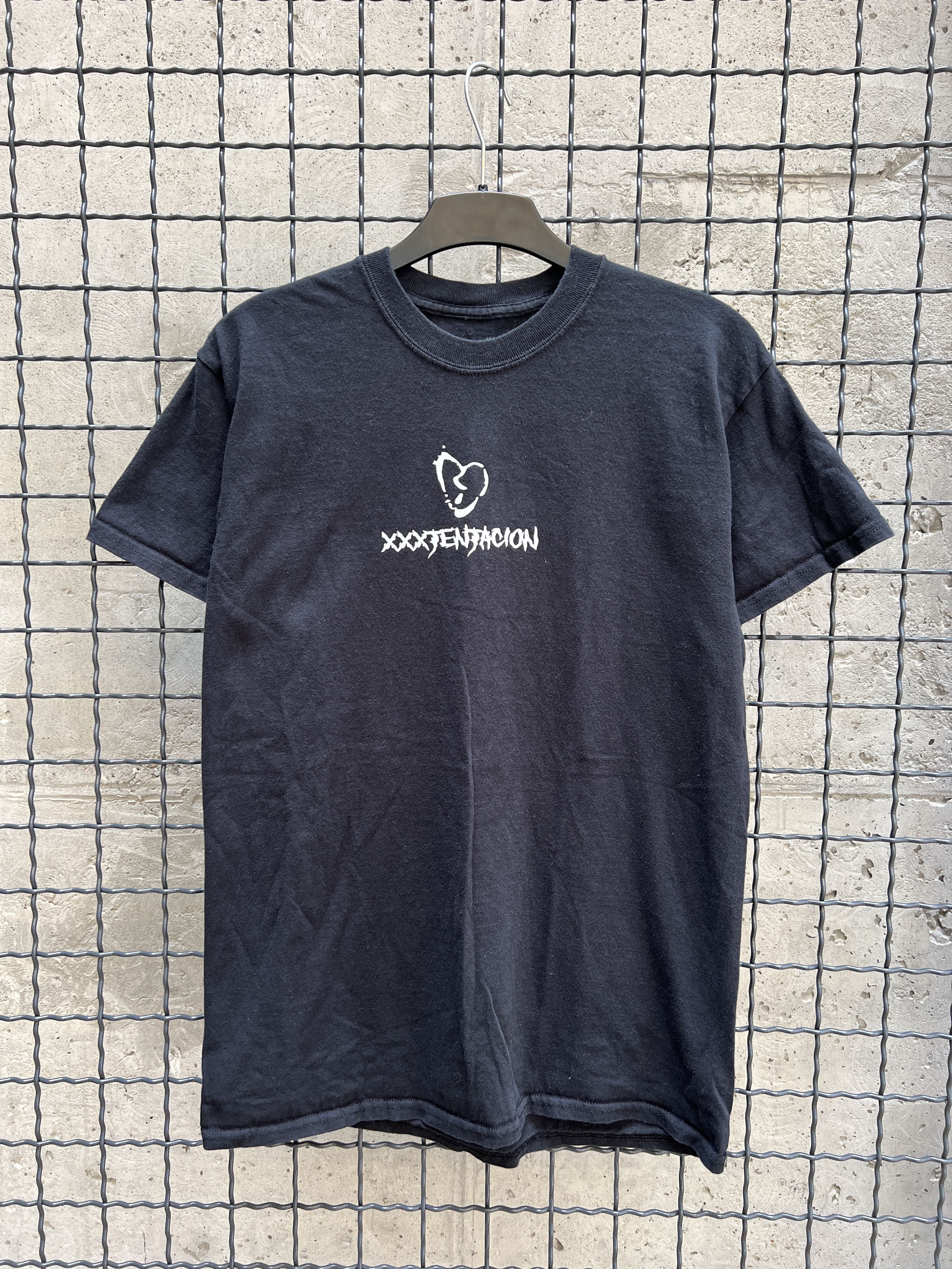 Band Tees XXXtentacion Vintage Rap T-shirt Size US M / EU 48-50 / 2 - 1 Thumbnail