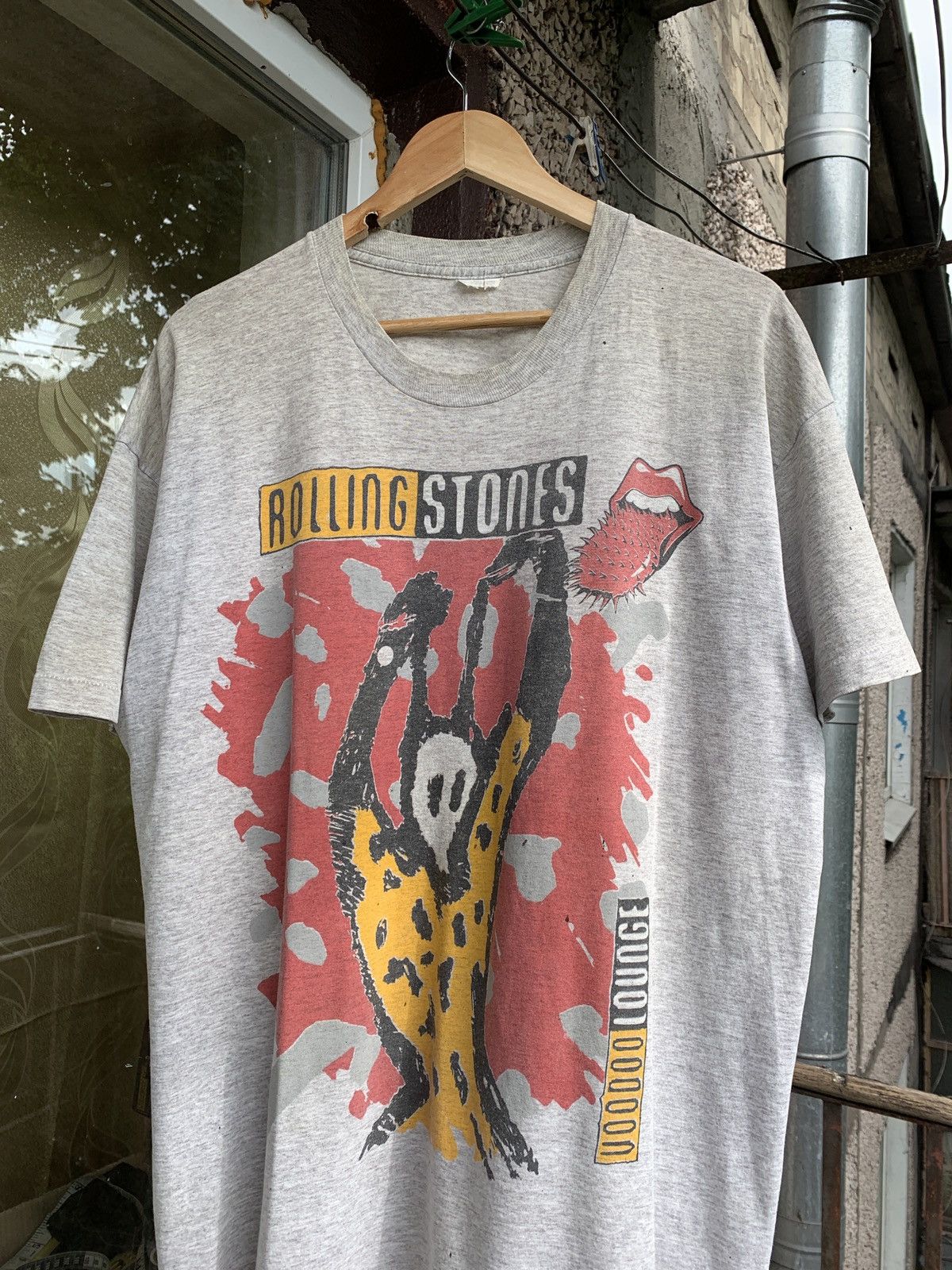 Band Tees 1995 Vintage The Rolling Stones Voodoo Lounge Tour T-Shirt Size US XL / EU 56 / 4 - 3 Thumbnail