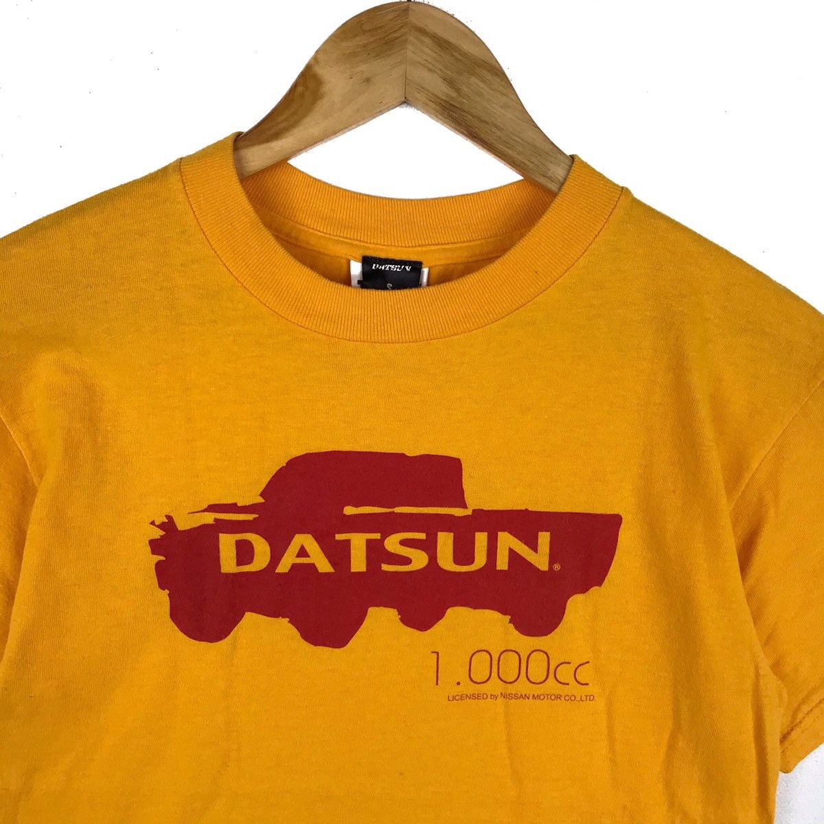 Vintage Vintage 00s Classic Datsun Tshirt Size US S / EU 44-46 / 1 - 2 Thumbnail