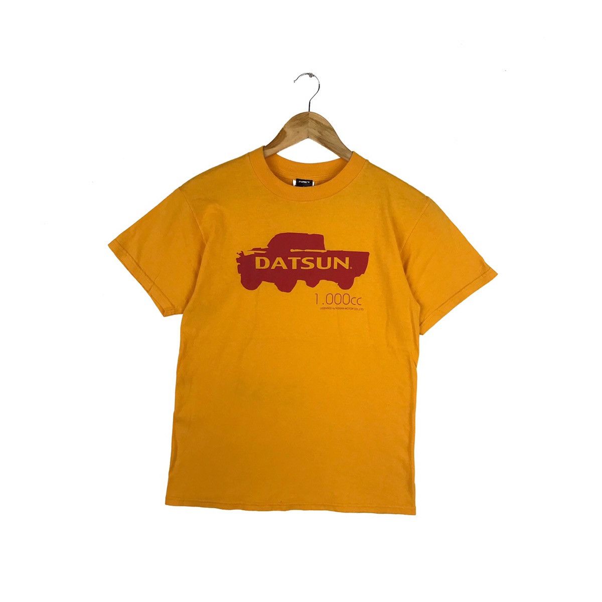 Vintage Vintage 00s Classic Datsun Tshirt Size US S / EU 44-46 / 1 - 1 Thumbnail