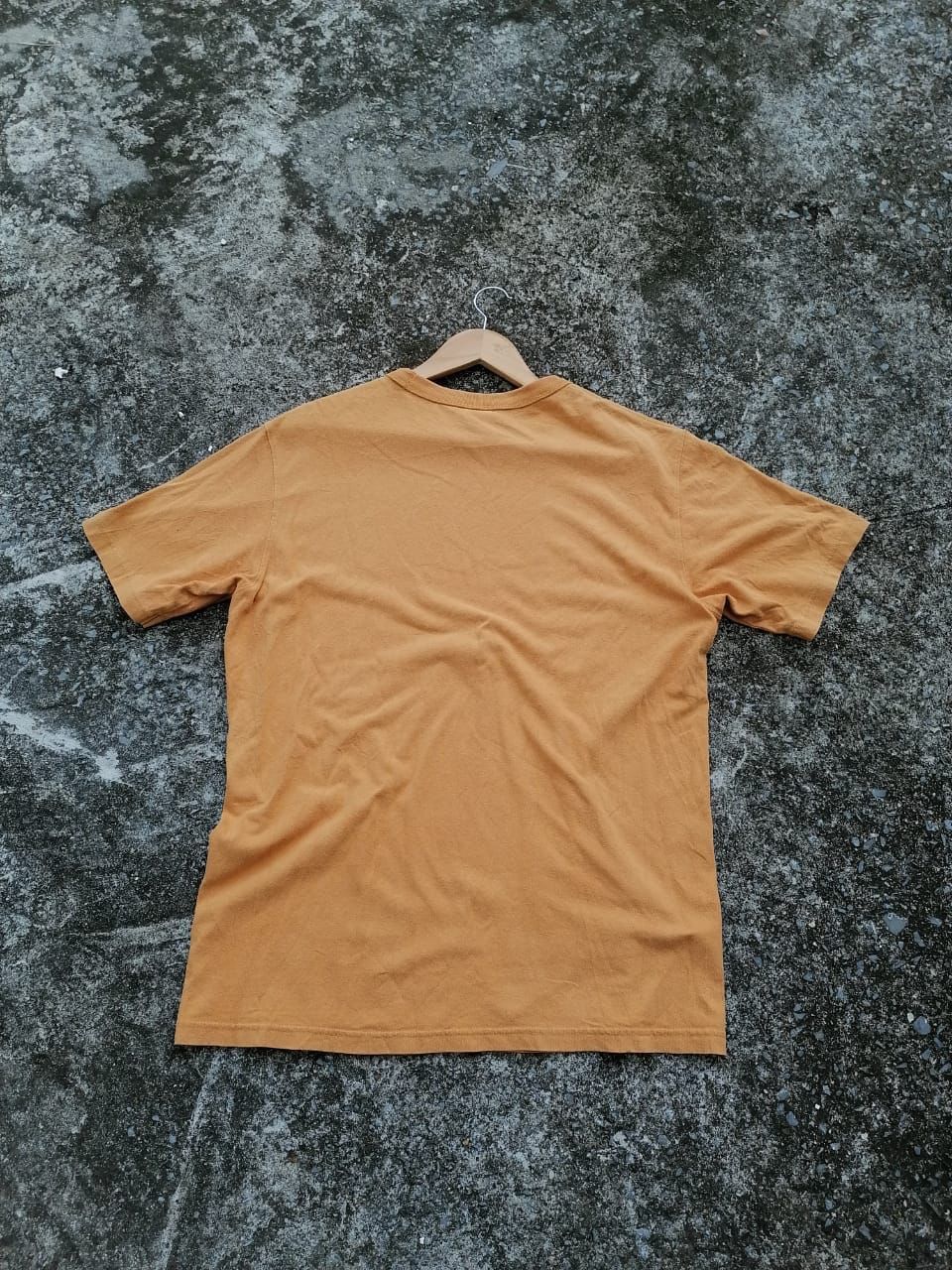 Uniqlo Uniqlo UUU Plain Tee Size US L / EU 52-54 / 3 - 2 Thumbnail