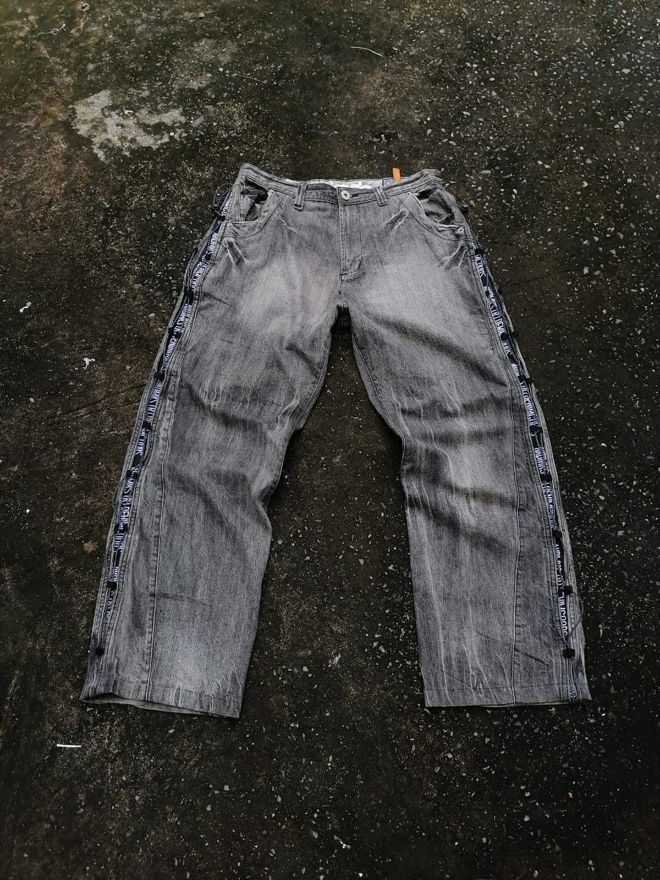 Akademiks Akademiks Nice Design Denim Jeans Size US 34 / EU 50 - 1 Thumbnail