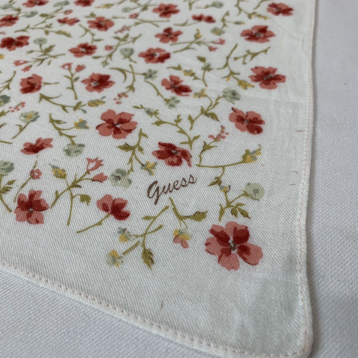 Guess GUESS BANDANA HANDKERCHIEF VINTAGE DESIGN CLASSIC DRESS Size ONE SIZE - 2 Thumbnail