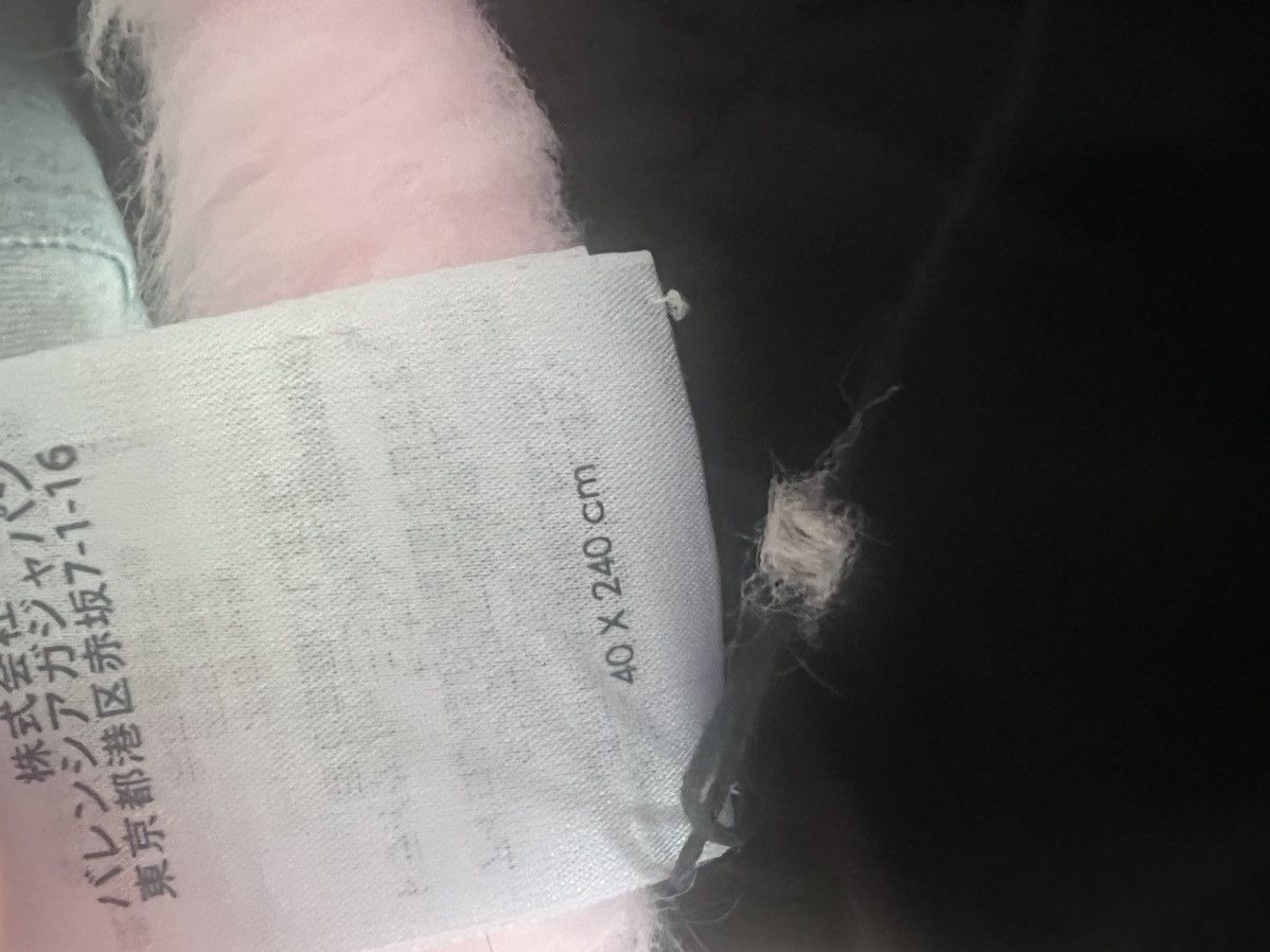 Balenciaga Balenciaga Pink XL Oversized Fur Scarf Size ONE SIZE - 4 Thumbnail
