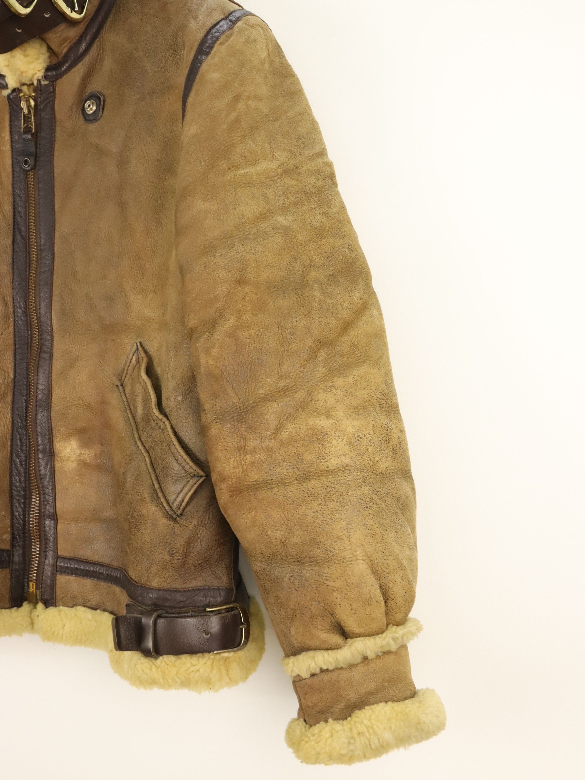 Golden Bear Vtg. Golden Bear B-3 Sheepskin Aviator Bomber Flight Jacket Size US M / EU 48-50 / 2 - 7 Thumbnail