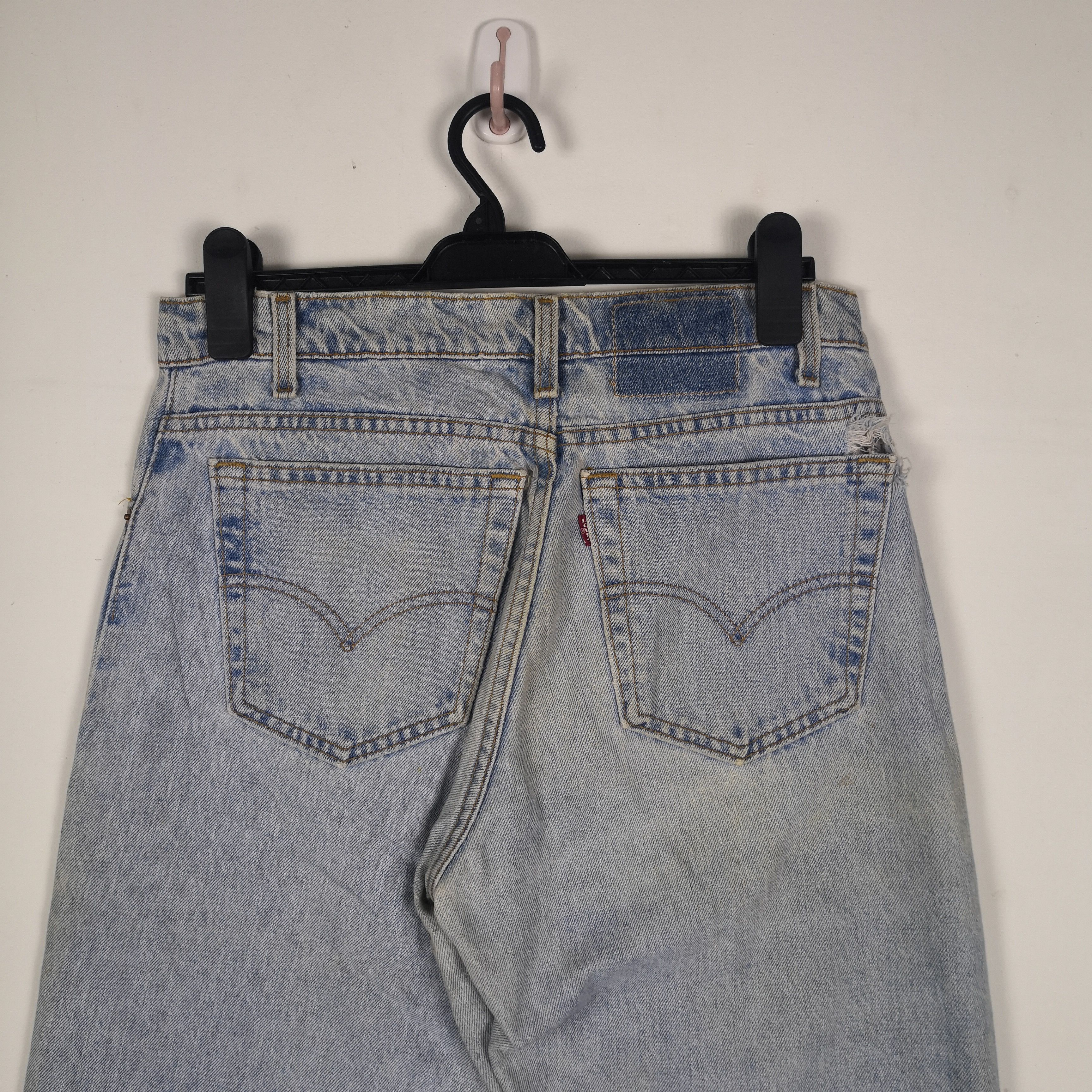 Levi's Vtg Distressed Levis 550 Denim Levi's Faded Light Wash Jeans Size US 30 / EU 46 - 6 Thumbnail