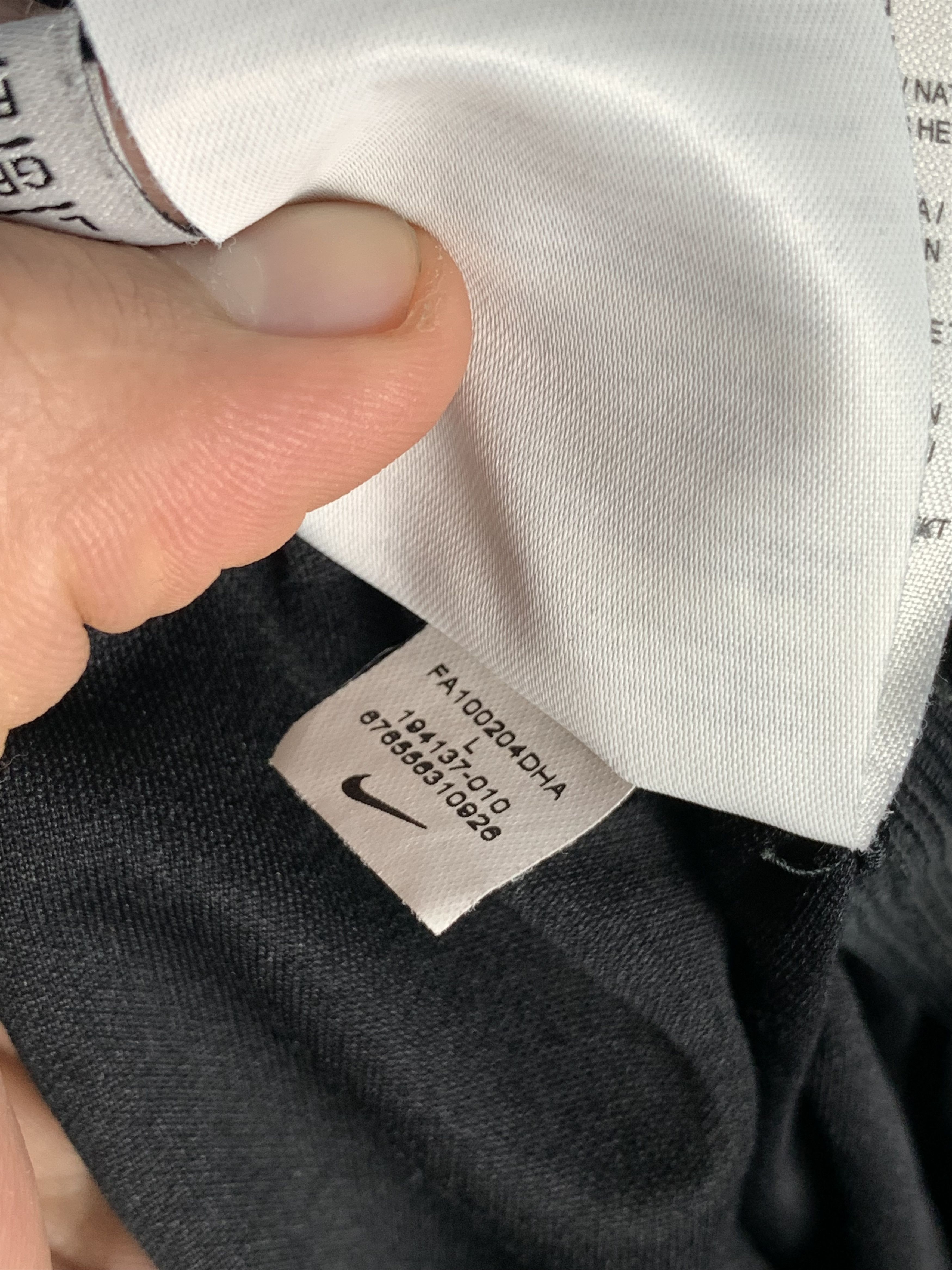 Nike Vintage Nike Mens Shorts Dri Fit Y2K Size US 34 / EU 50 - 6 Thumbnail