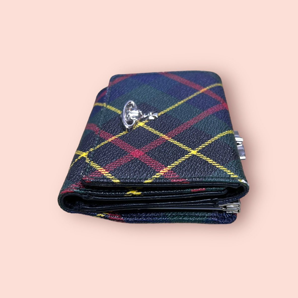 Vivienne Westwood ICONIC VIVIENNE WESTWOOD TARTAN DERBY SMALL FRAME WALLET  | Grailed