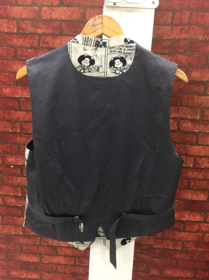 Japanese Brand Jean Charles De Castelbajac over print COMiC Size US M / EU 48-50 / 2 - 5 Thumbnail