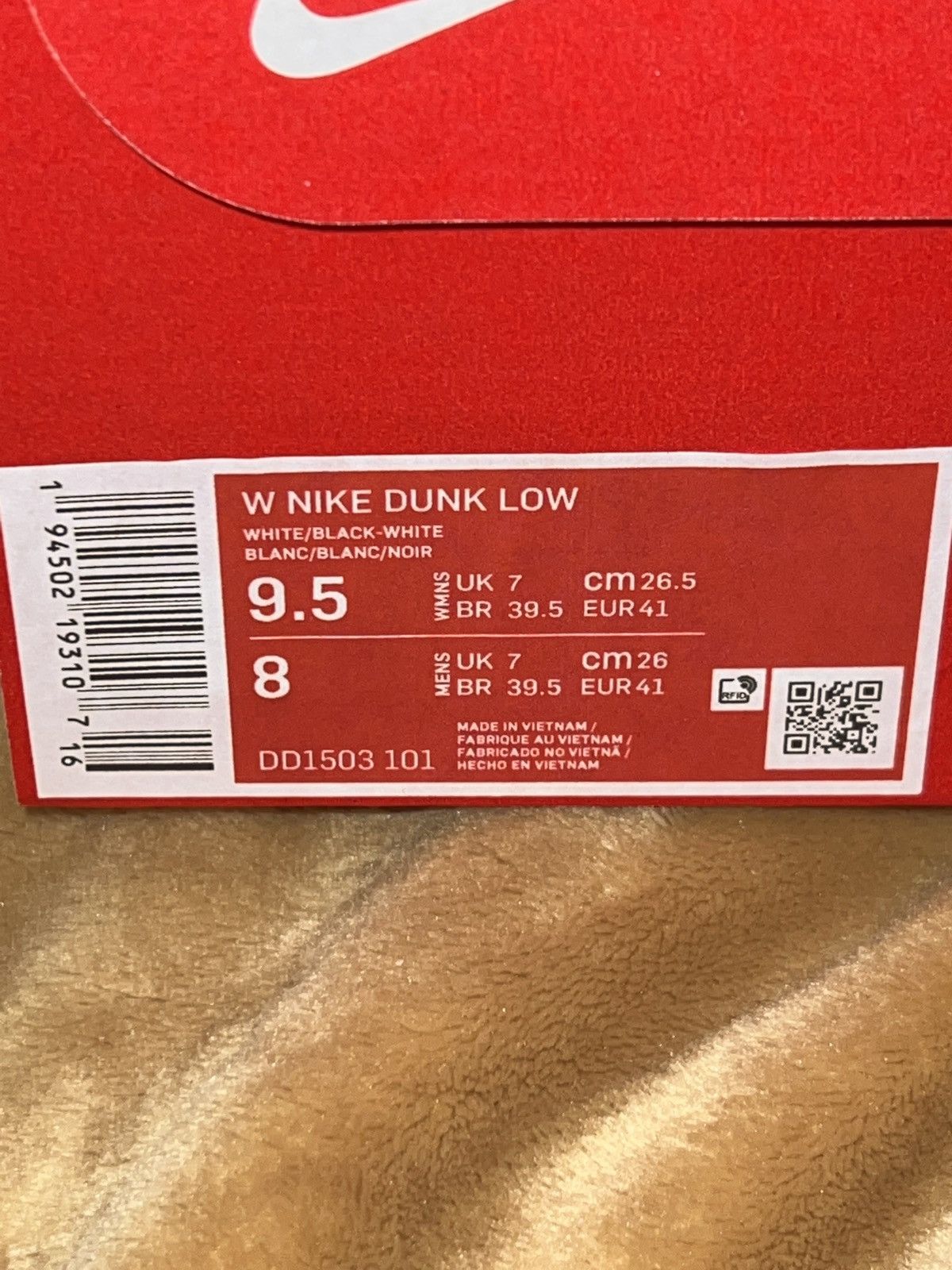 Nike Dunk Low “Black White Panda” Size US 9.5 / IT 39.5 - 7 Thumbnail