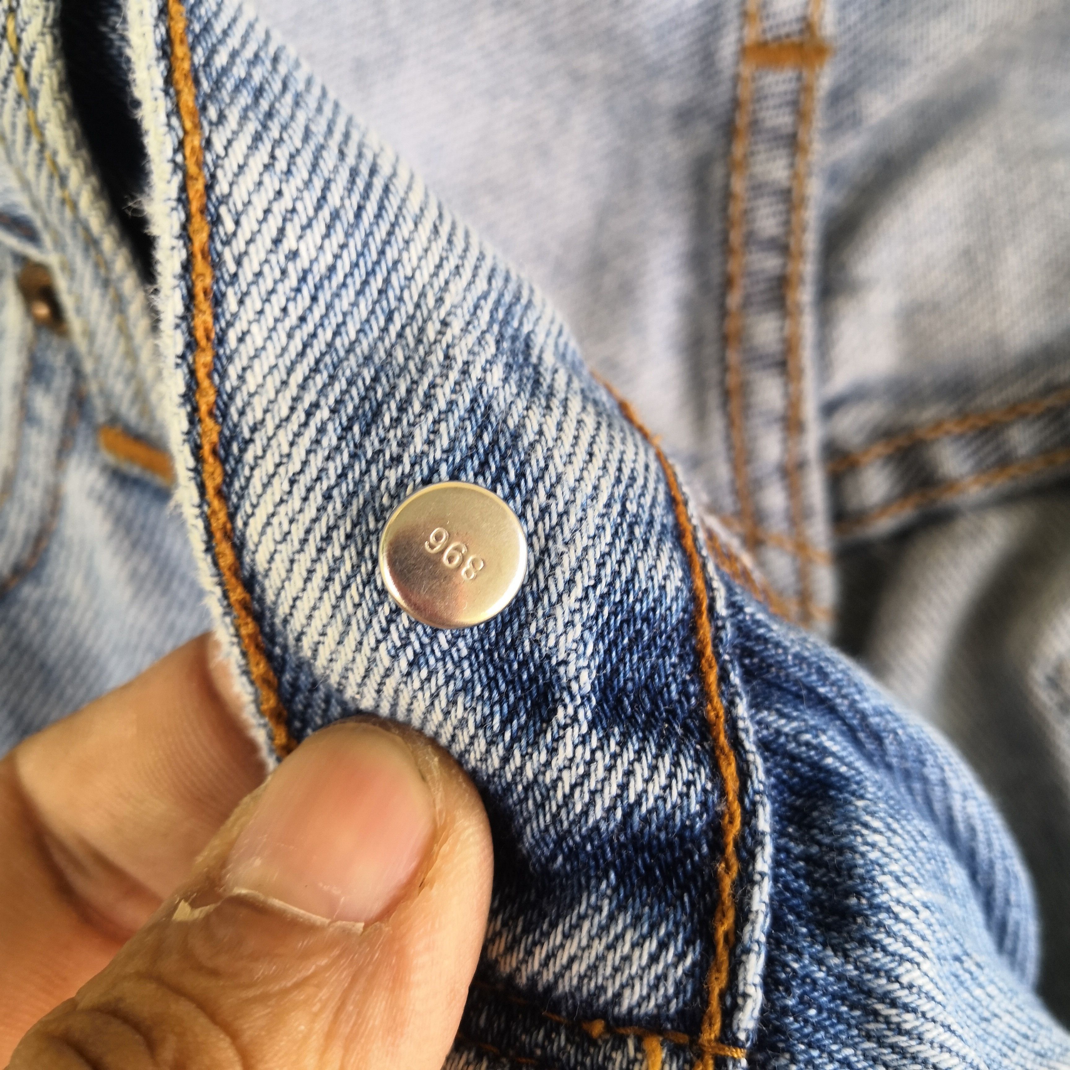 Levi's Vintage Levis 505 Released Hem Jeans Levi's Light Wash Denim Size US 30 / EU 46 - 7 Thumbnail