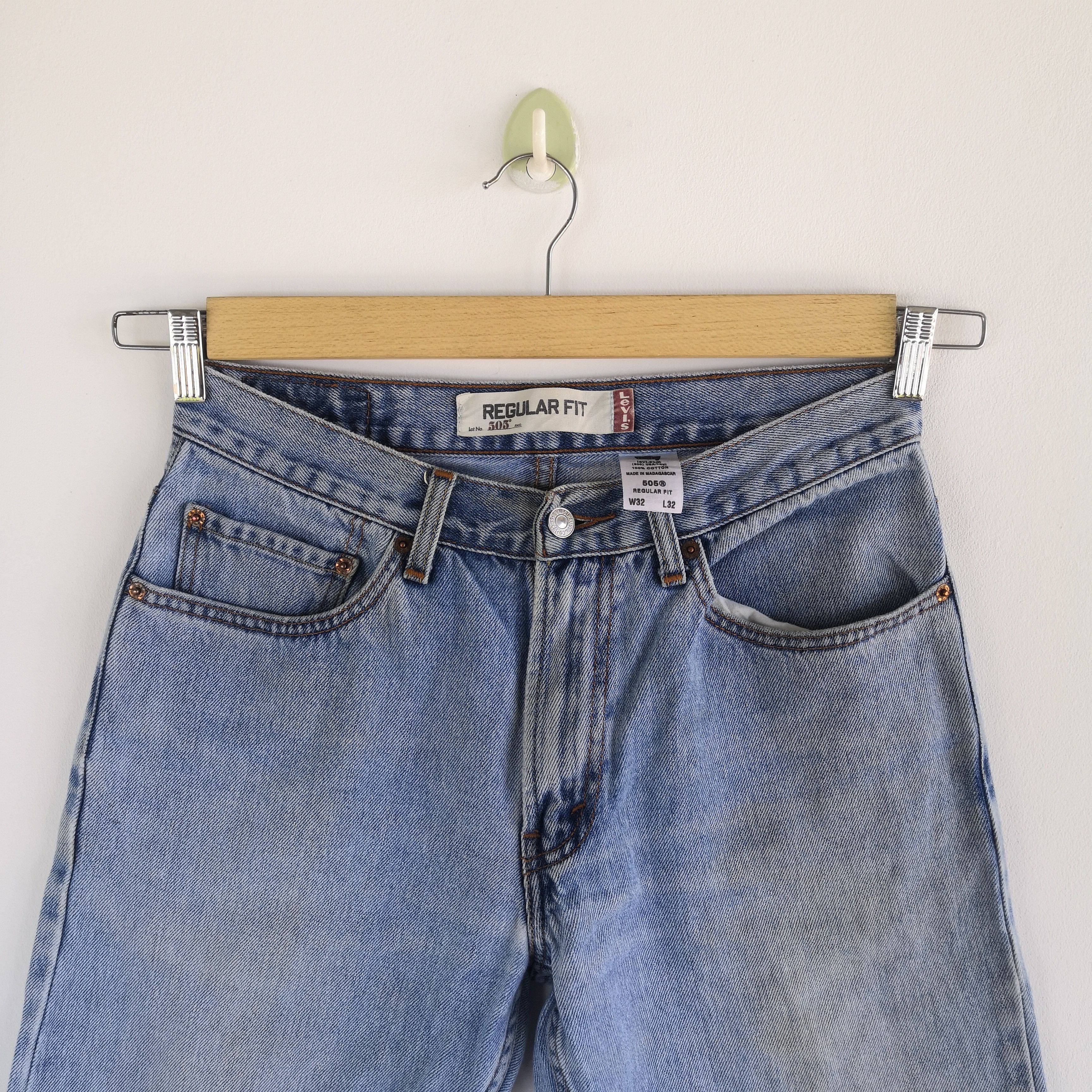 Levi's Vintage Levis 505 Released Hem Jeans Levi's Light Wash Denim Size US 30 / EU 46 - 4 Thumbnail