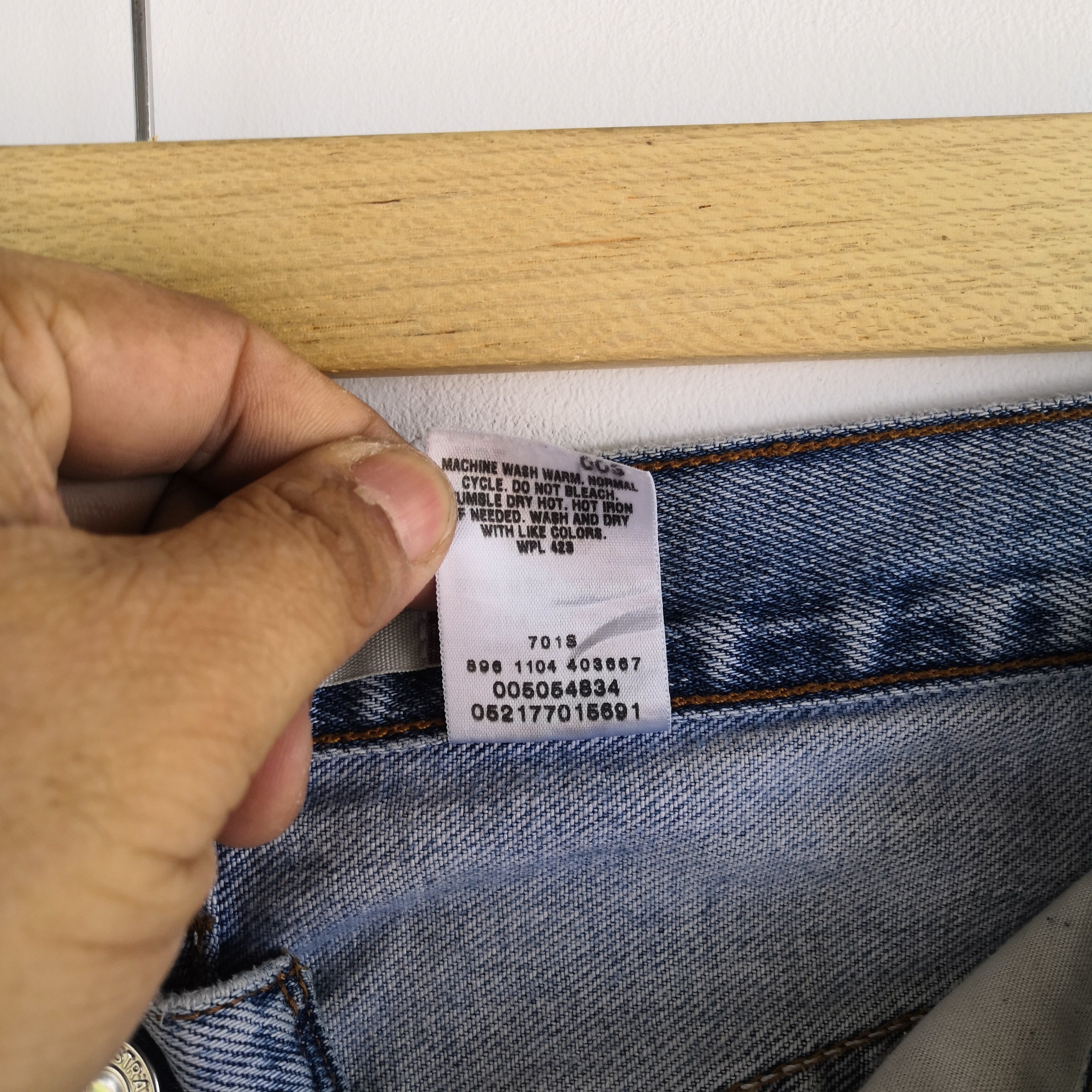 Levi's Vintage Levis 505 Released Hem Jeans Levi's Light Wash Denim Size US 30 / EU 46 - 12 Thumbnail