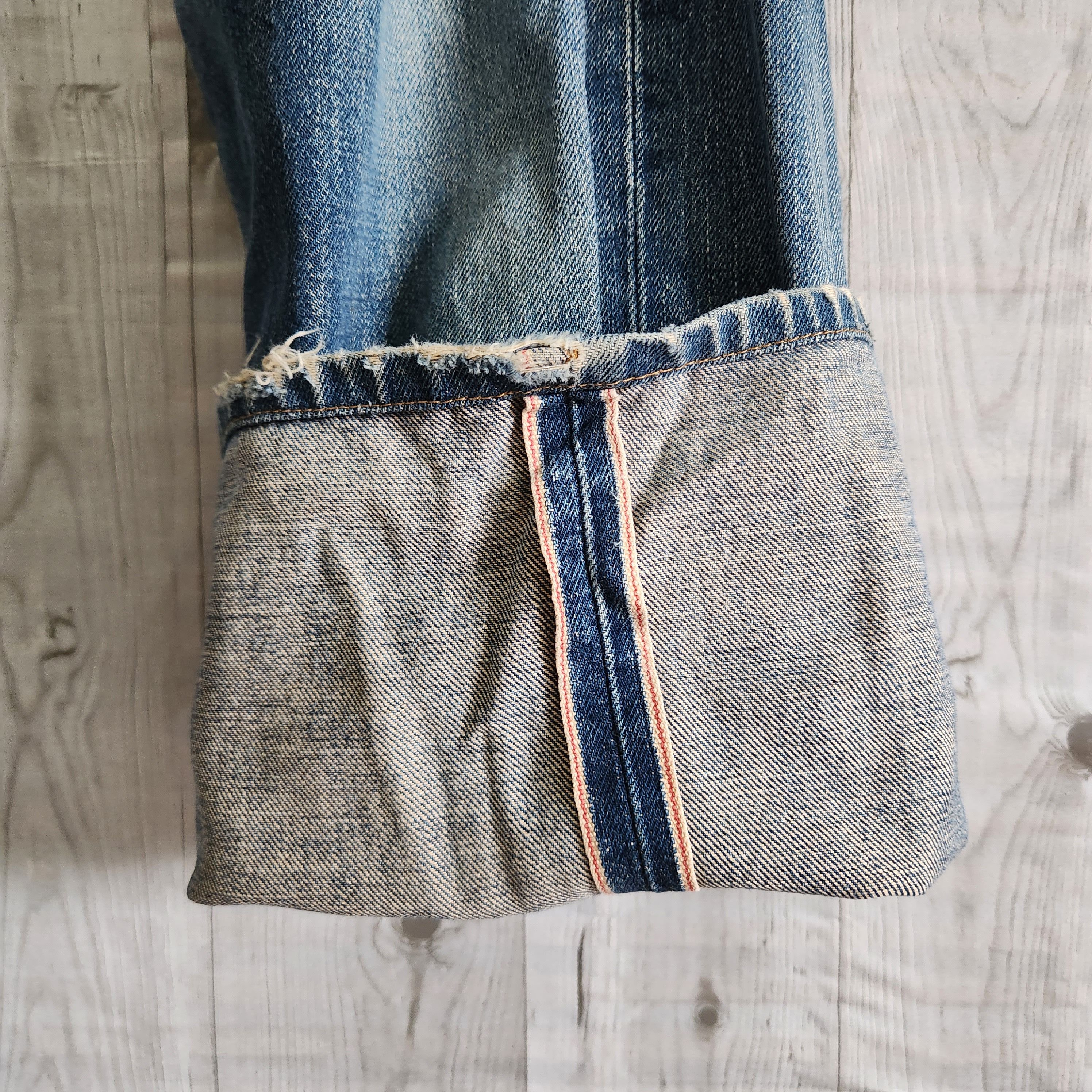 Edwin Vintage Distressed Edwin Redline Selvedge Jeans Size US 30 / EU 46 - 22 Thumbnail