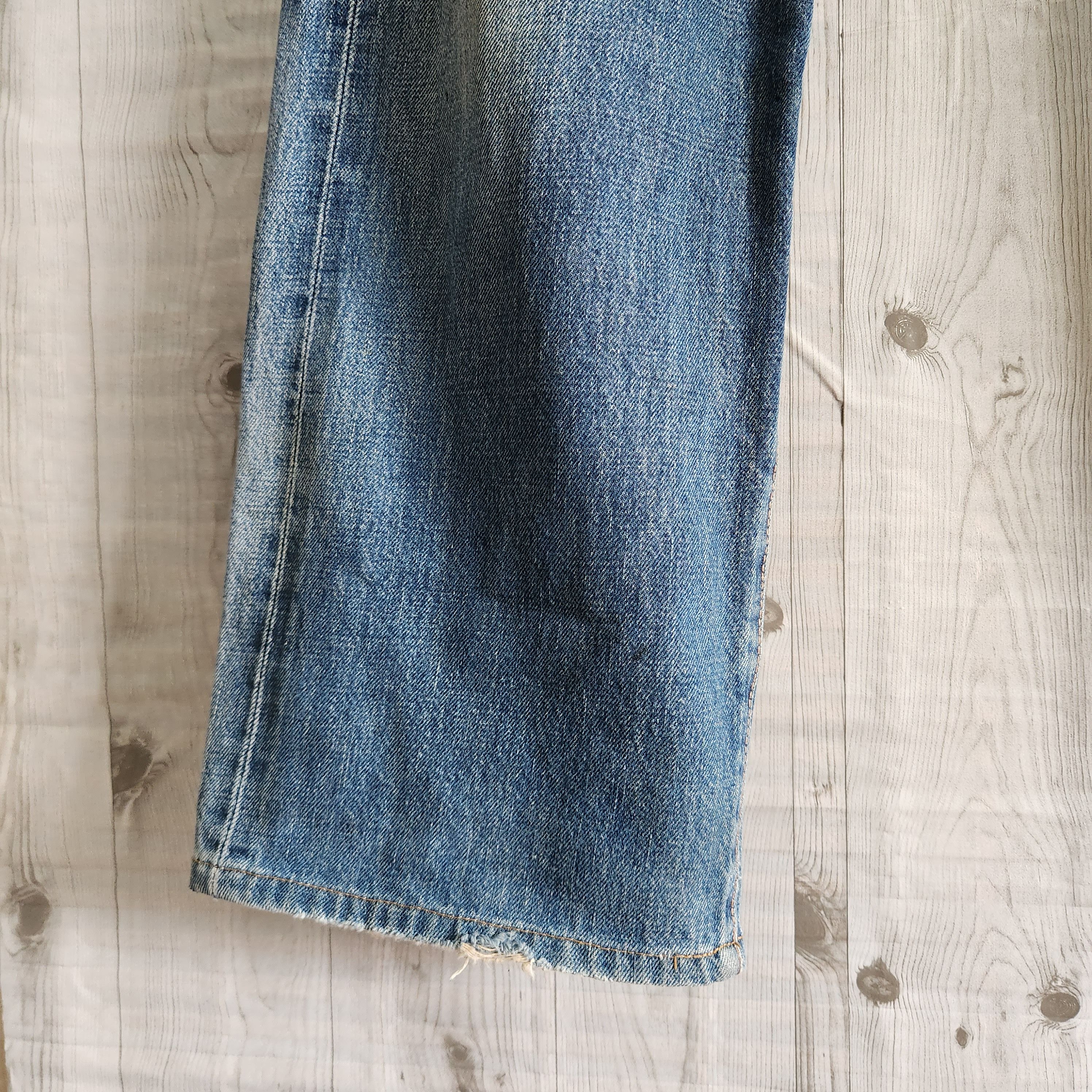 Edwin Vintage Distressed Edwin Redline Selvedge Jeans Size US 30 / EU 46 - 16 Thumbnail