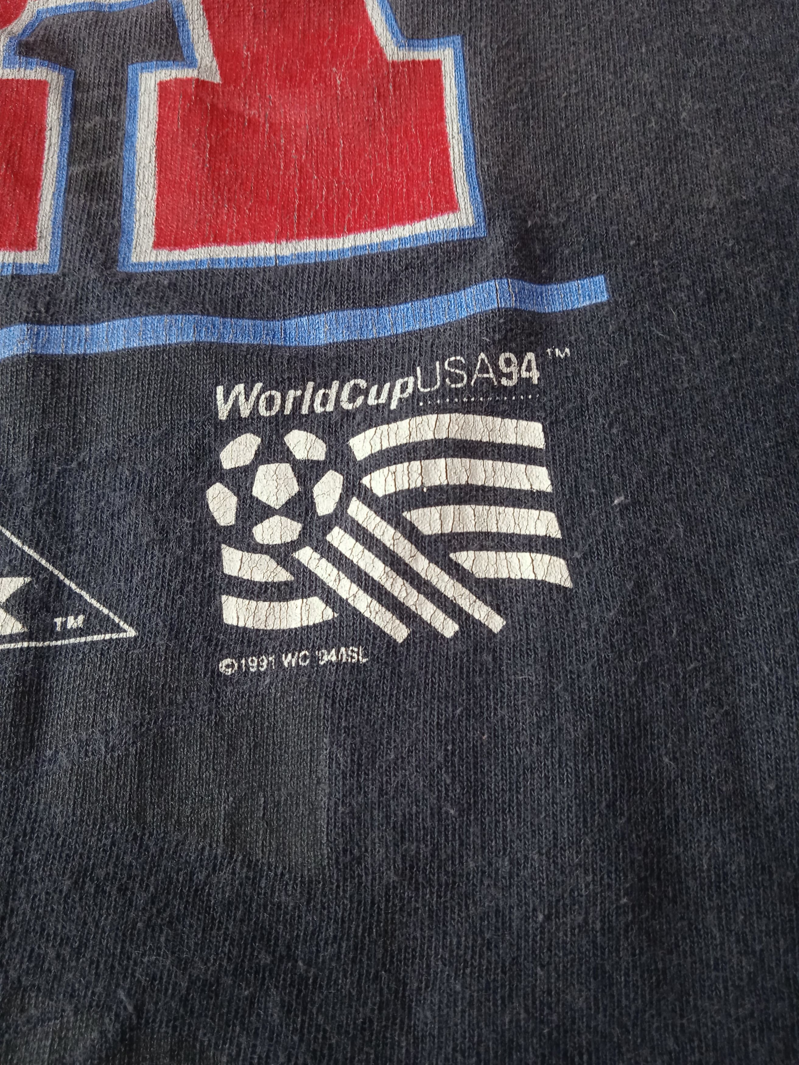 Vintage Vintage Distressed World Cup 1994 T-Shirt Size US L / EU 52-54 / 3 - 3 Thumbnail