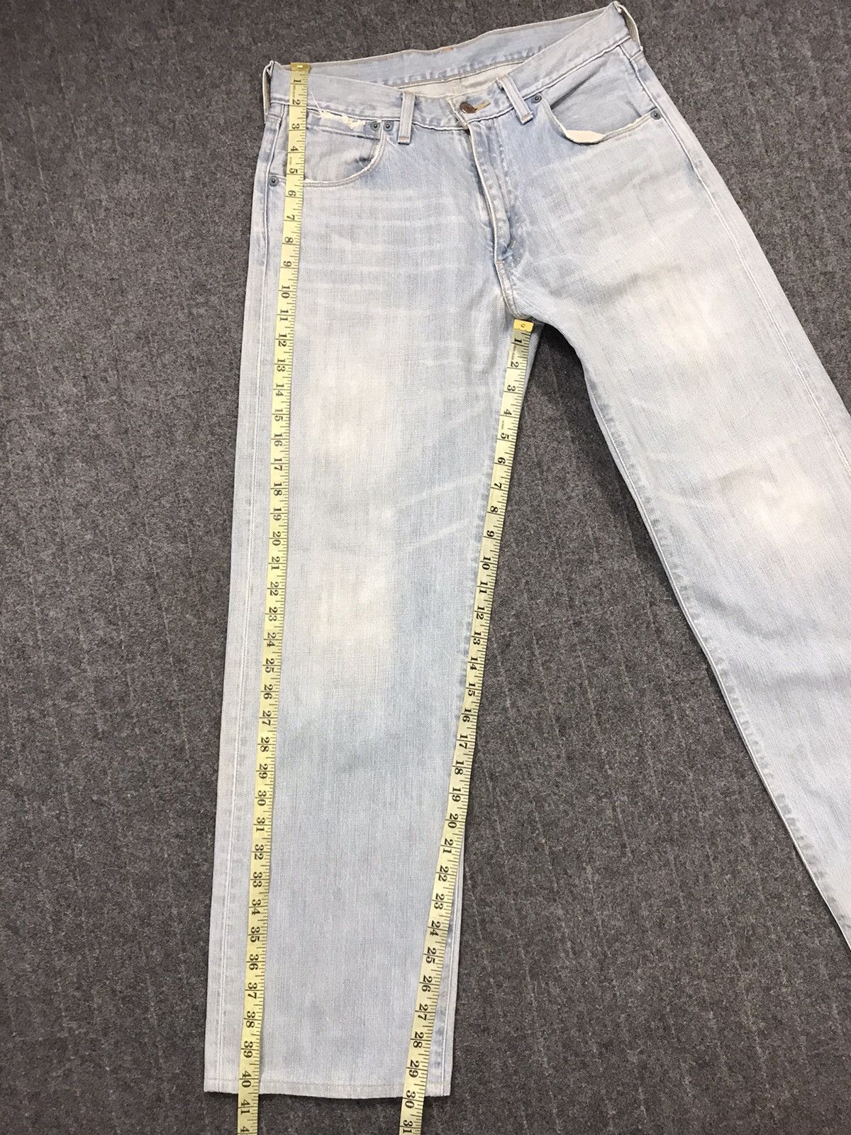 Levi's × Vintage Vintage Levis Lot553 Light Blue Wash Distressed Jeans Size US 30 / EU 46 - 18 Thumbnail