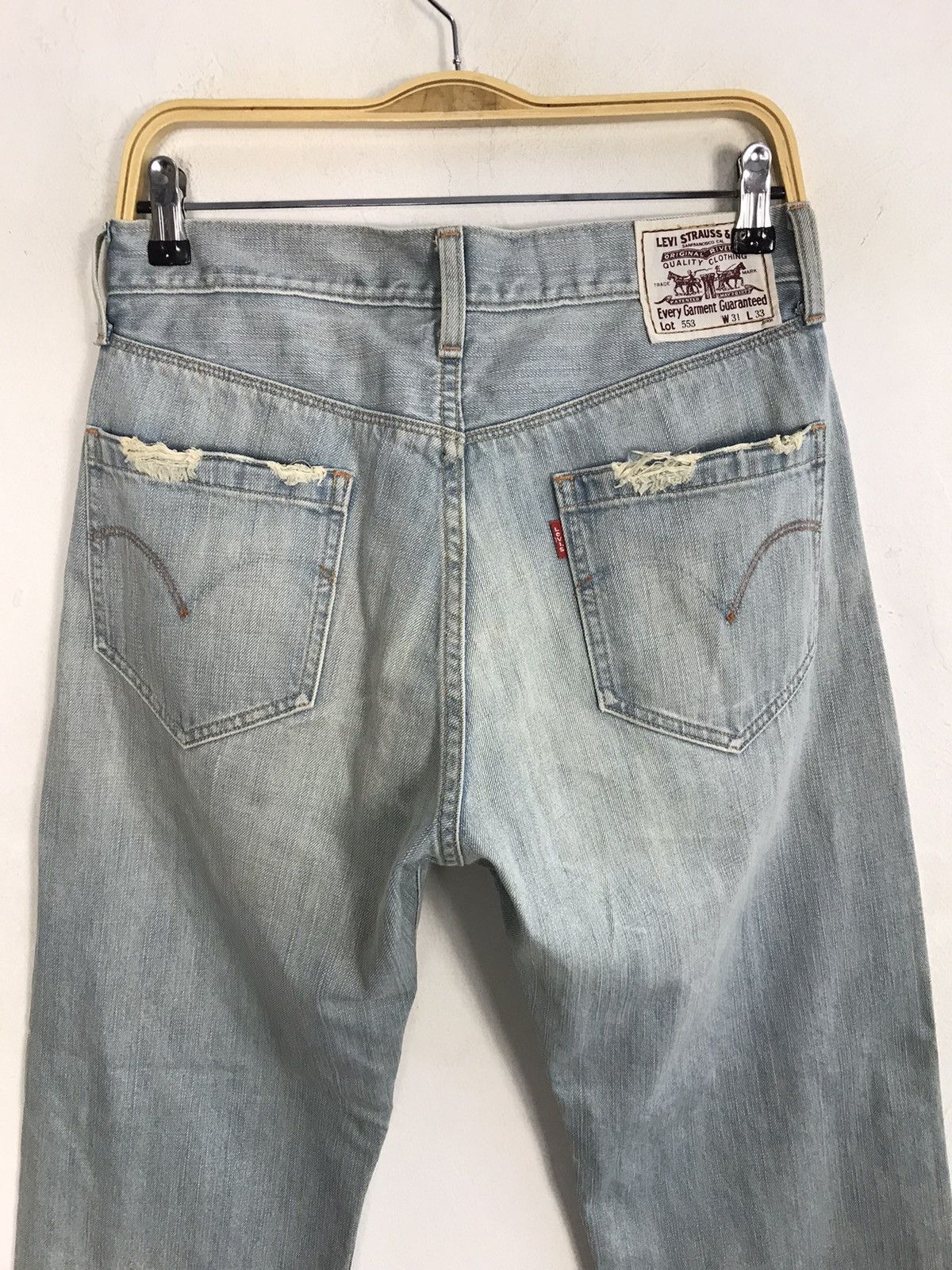 Levi's × Vintage Vintage Levis Lot553 Light Blue Wash Distressed Jeans Size US 30 / EU 46 - 9 Thumbnail