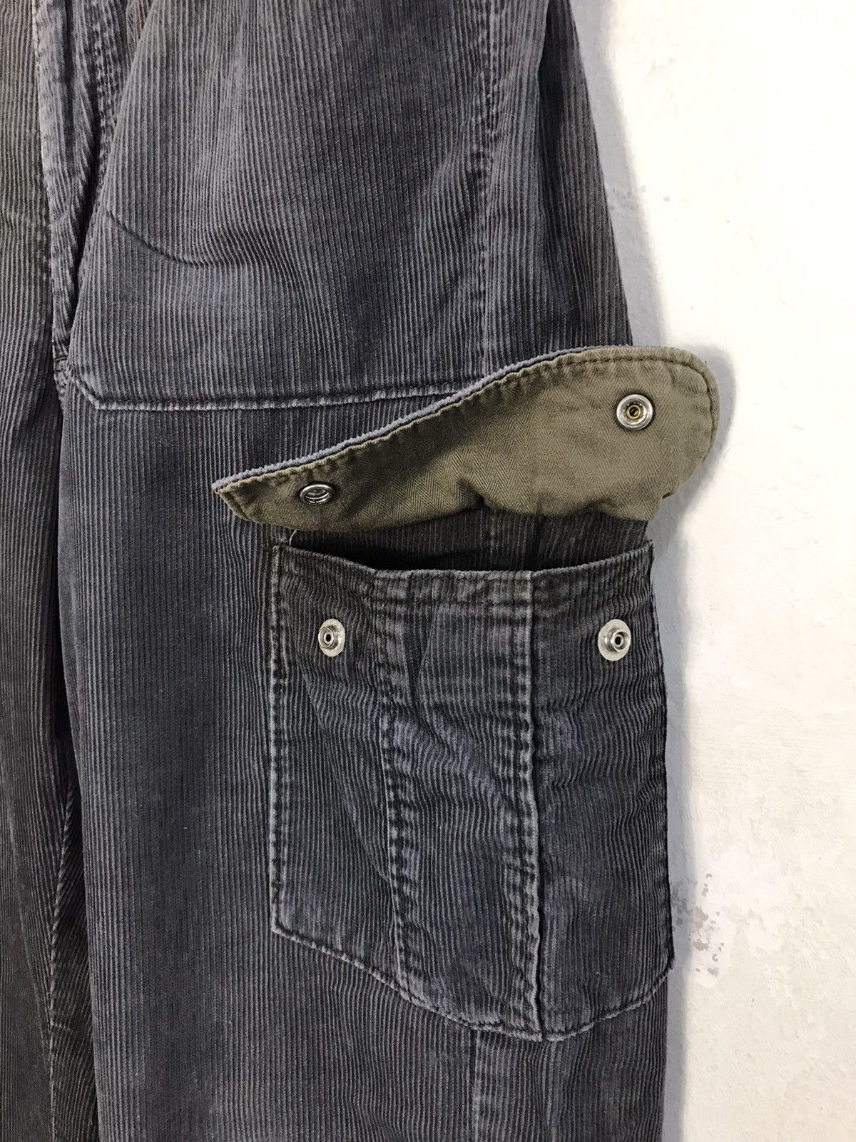 Vintage × Wrangler Vintage Wrangler Corduroy Cargo Pants Snap Button Style Size US 33 - 8 Thumbnail