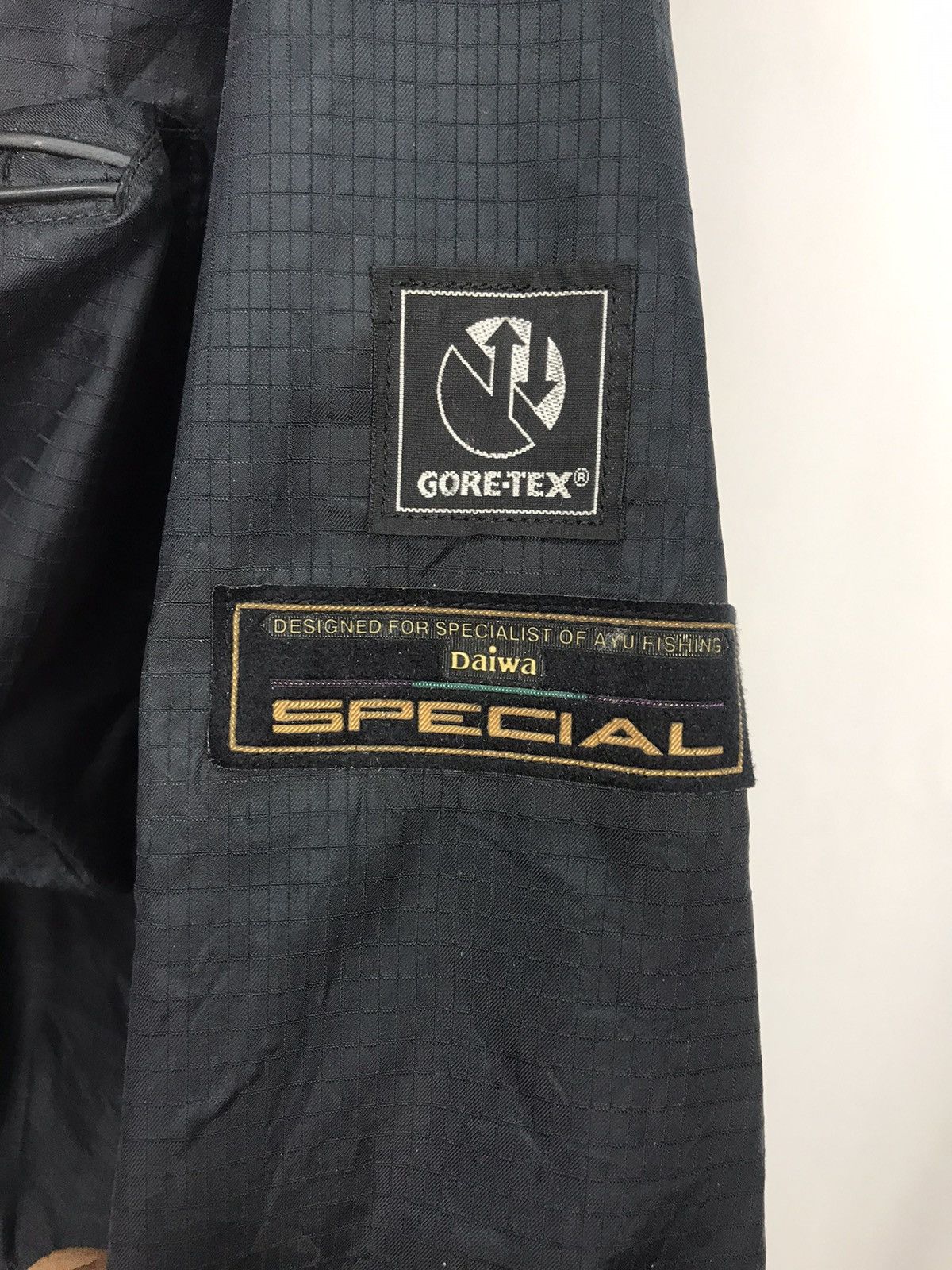 Goretex × Japanese Brand Vintage daiwa great banff goretex distressed jacket Size US L / EU 52-54 / 3 - 4 Thumbnail