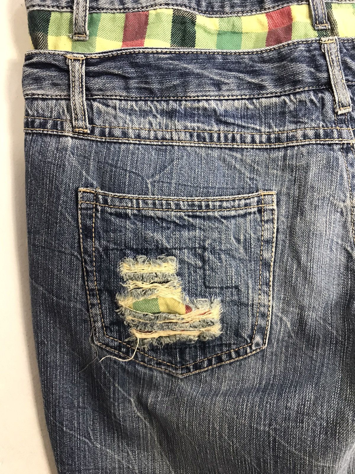 Japanese Brand × Vintage Vintage Distressed and Ripped Jeans With Patches Size US 37 - 10 Thumbnail