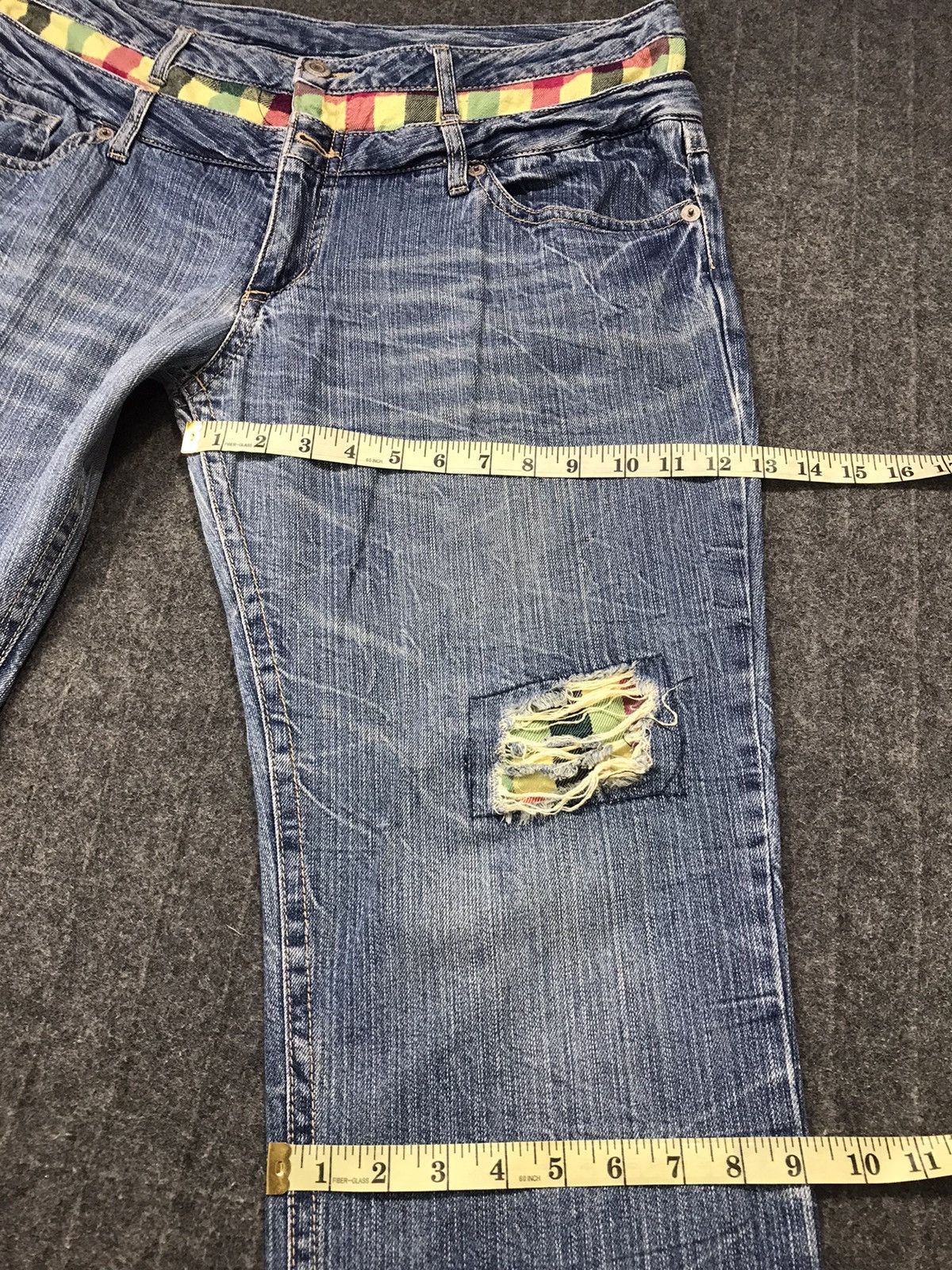 Japanese Brand × Vintage Vintage Distressed and Ripped Jeans With Patches Size US 37 - 14 Thumbnail