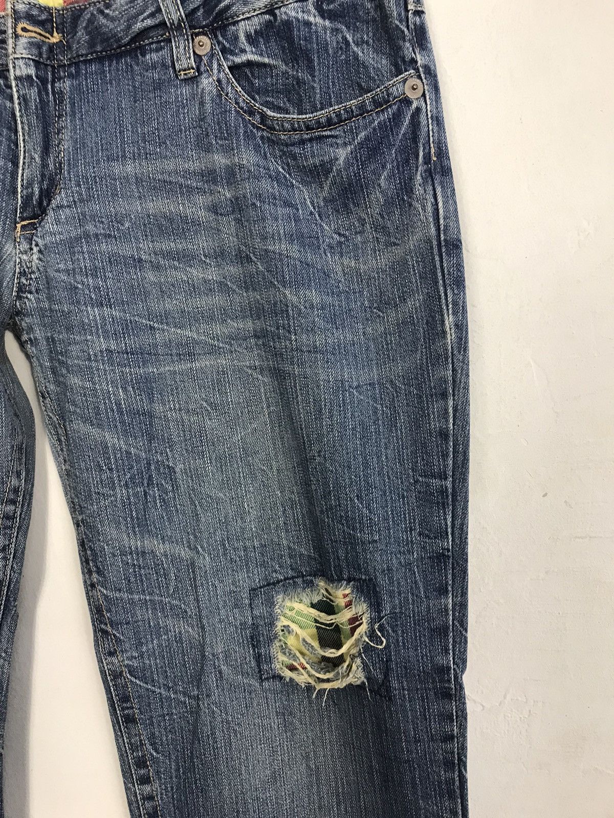 Japanese Brand × Vintage Vintage Distressed and Ripped Jeans With Patches Size US 37 - 5 Thumbnail
