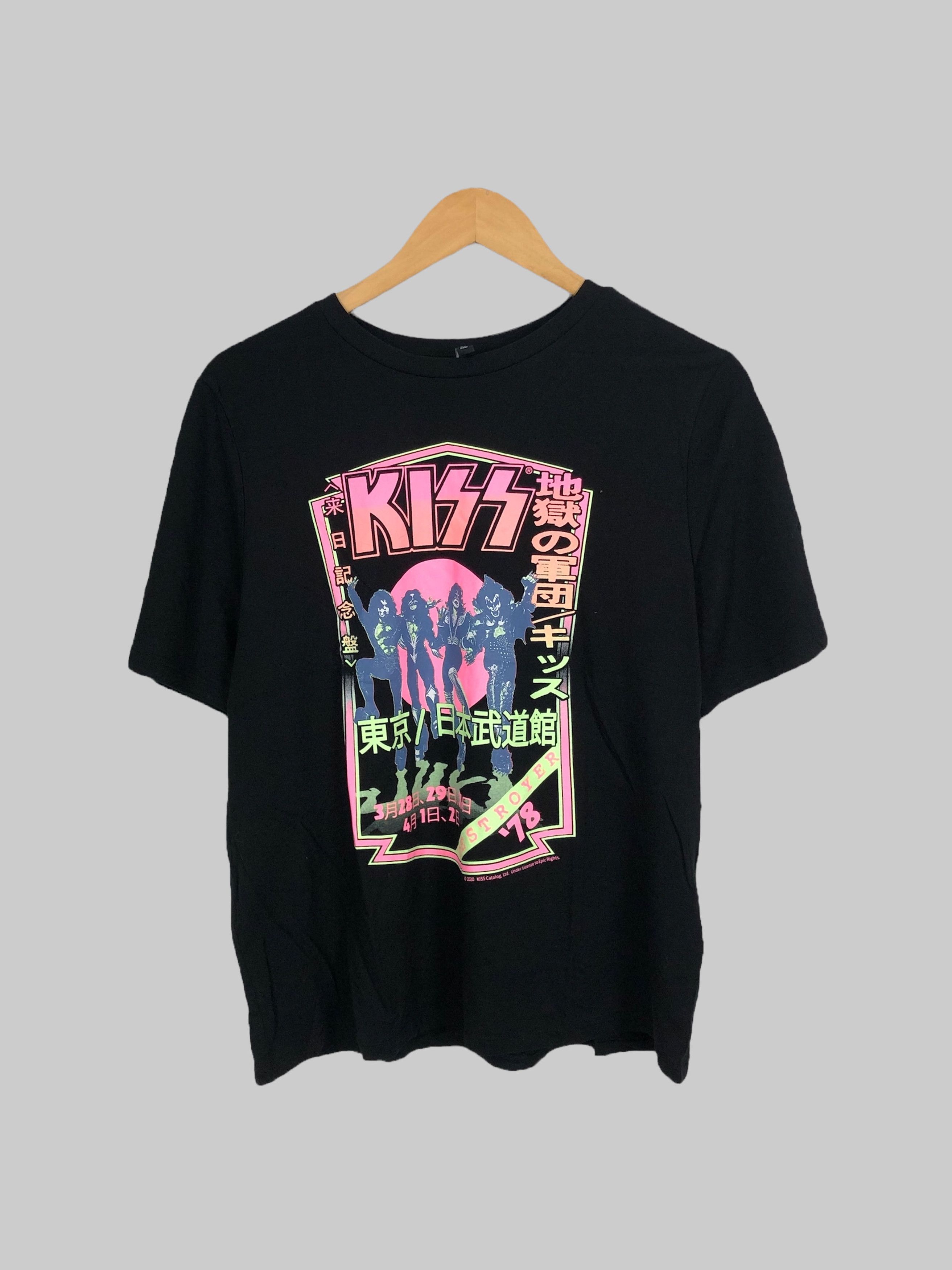Band Tees Kiss H&M 2020 Tee (Mötley Crüe Rolling Stones Van Halen) Size US S / EU 44-46 / 1 - 1 Thumbnail
