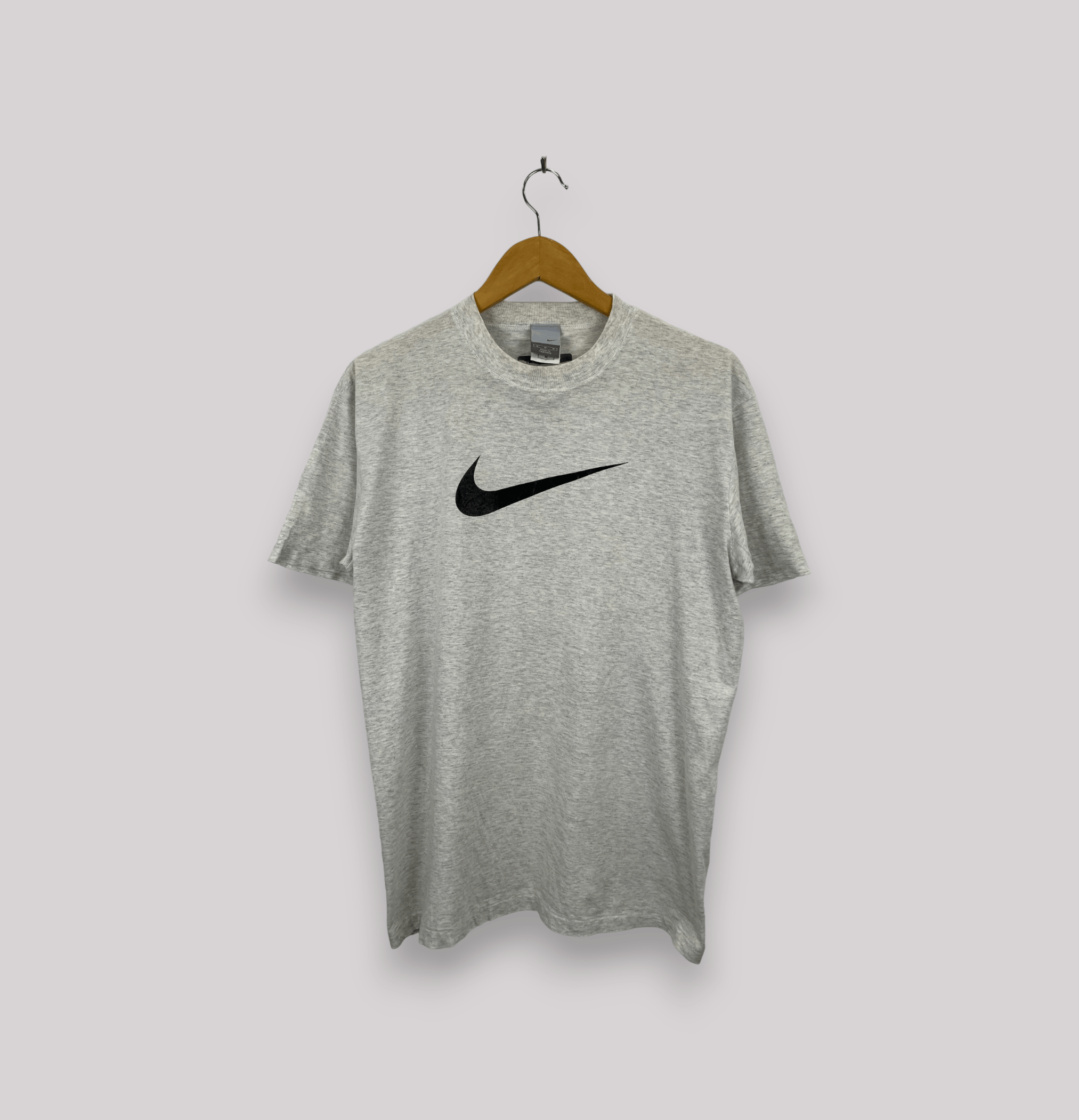 mens nike central swoosh t shirt