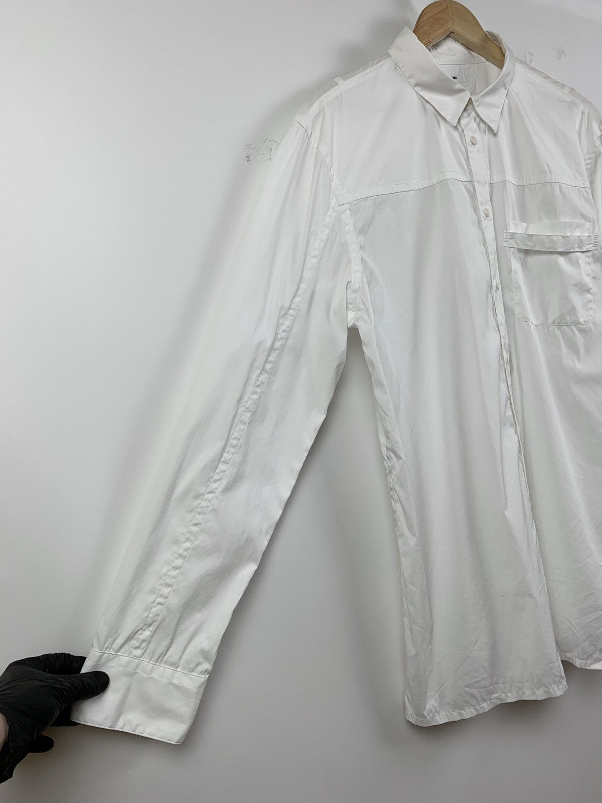 Helmut Lang Vintage Helmut Lang Bondage Pocket White LS Button Shirt Size US L / EU 52-54 / 3 - 8 Thumbnail