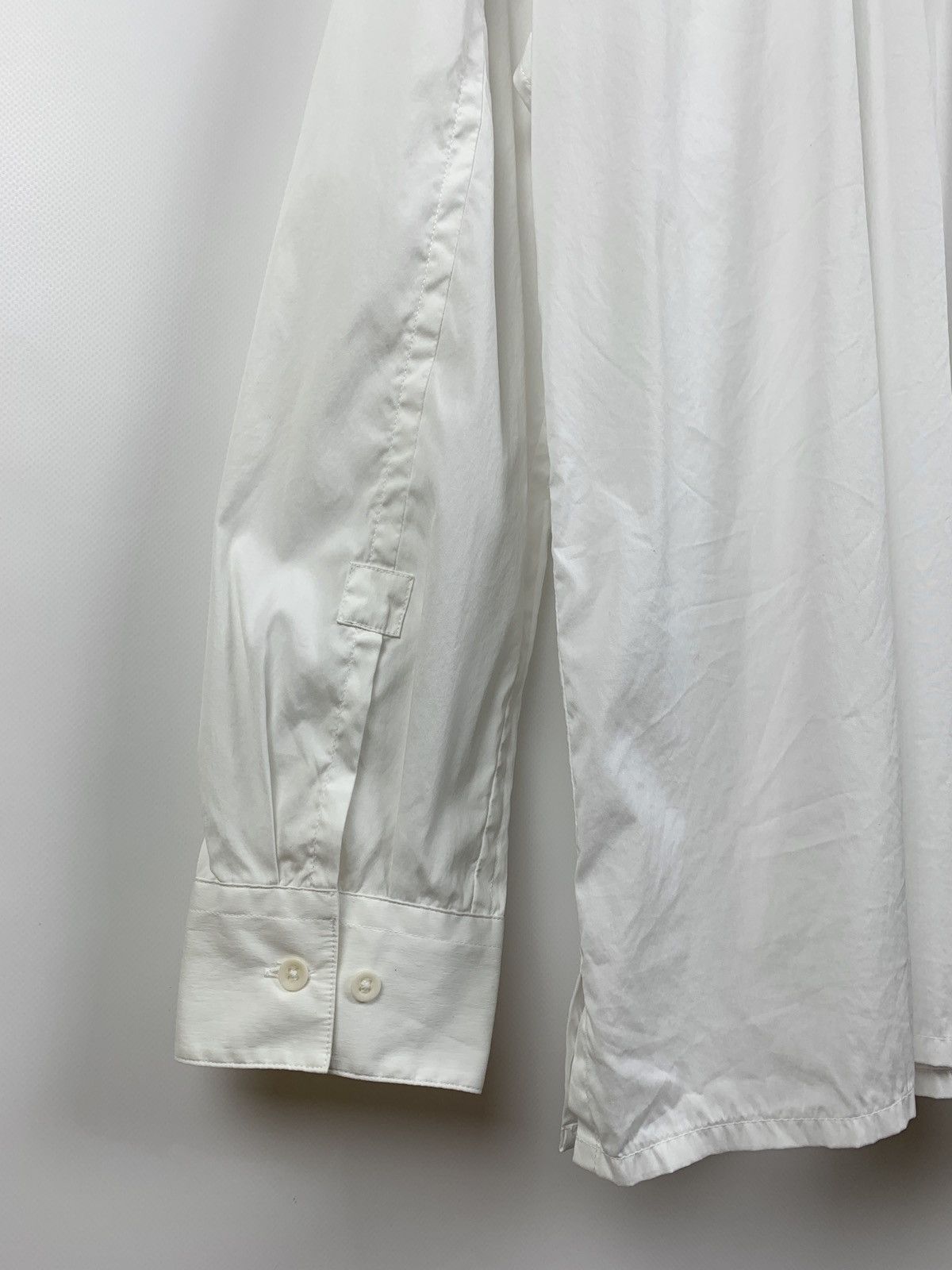 Helmut Lang Vintage Helmut Lang Bondage Pocket White LS Button Shirt Size US L / EU 52-54 / 3 - 16 Thumbnail