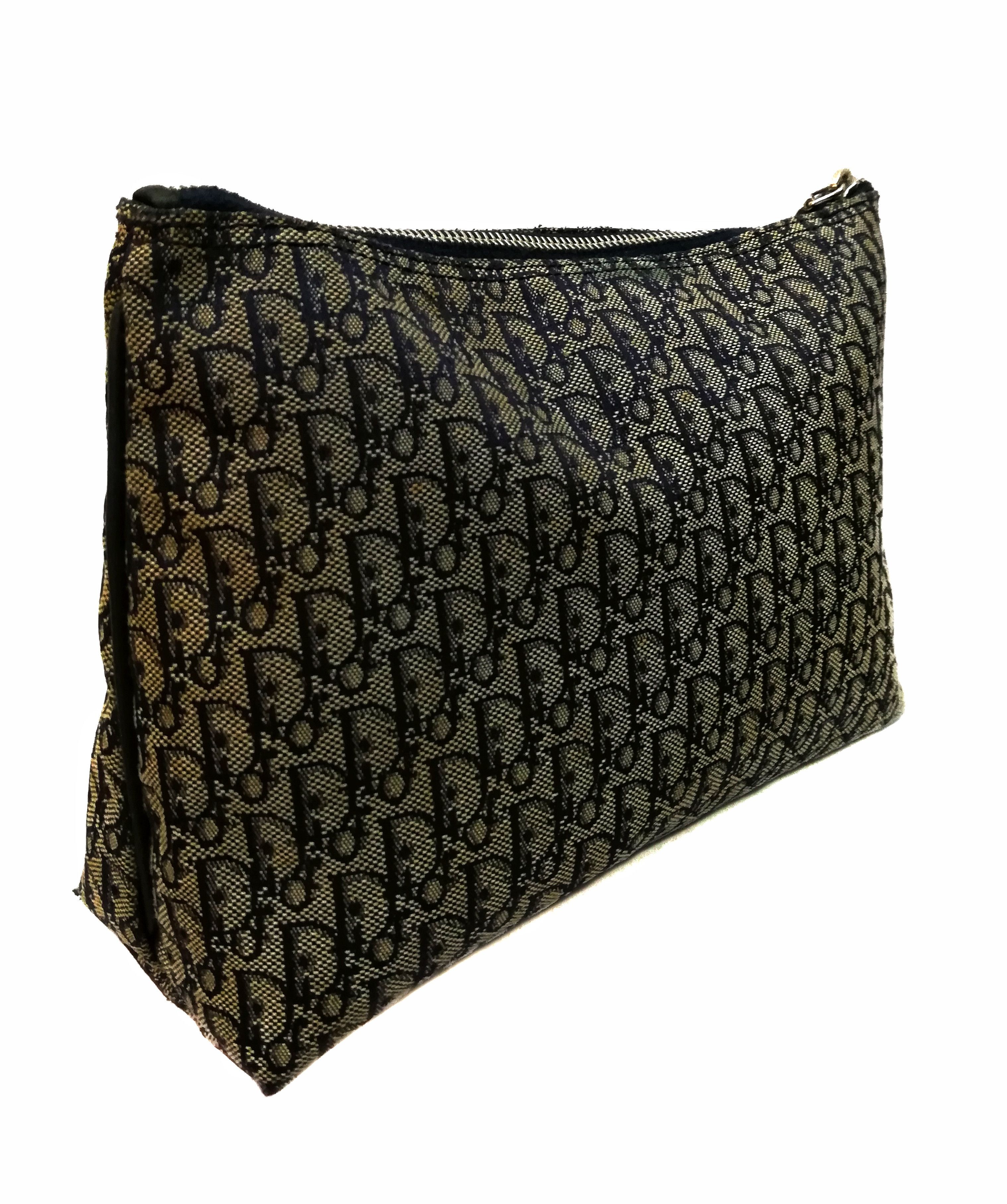 Christian Dior Monsieur 🔥Aunthentic DIOR Christian Dior Paris CD Monogram Clutch🔥 Size ONE SIZE - 5 Thumbnail