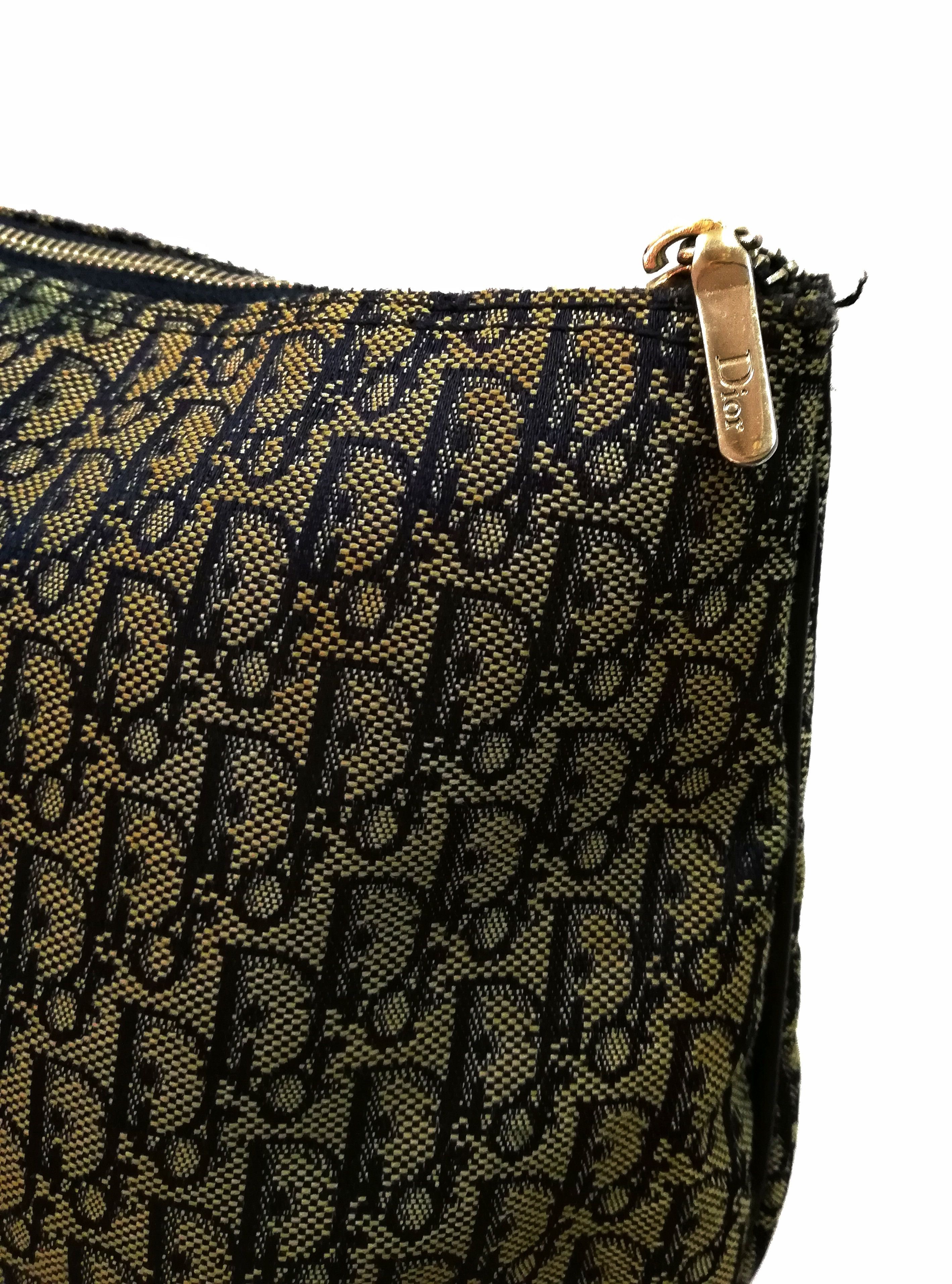 Christian Dior Monsieur 🔥Aunthentic DIOR Christian Dior Paris CD Monogram Clutch🔥 Size ONE SIZE - 11 Thumbnail