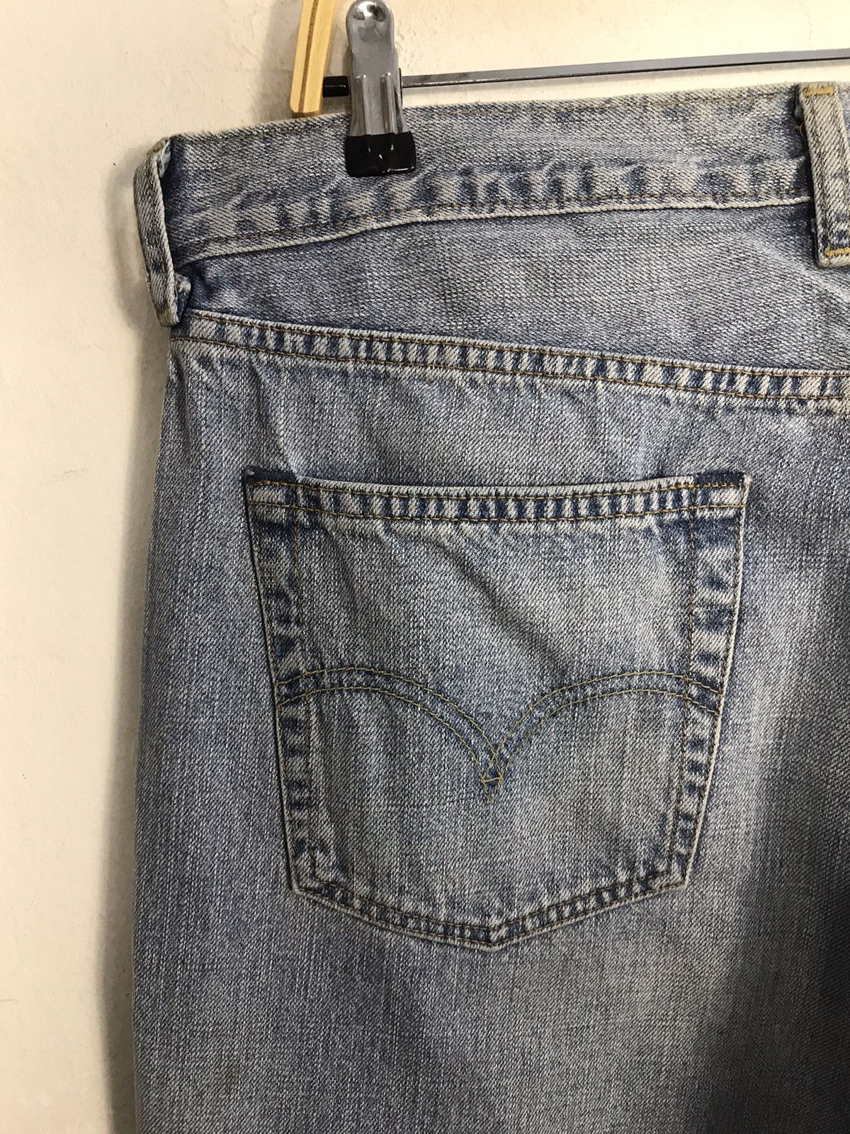 Levi's Vintage Levi’s Lot 503 Faded Colour Design Size US 35 - 12 Thumbnail