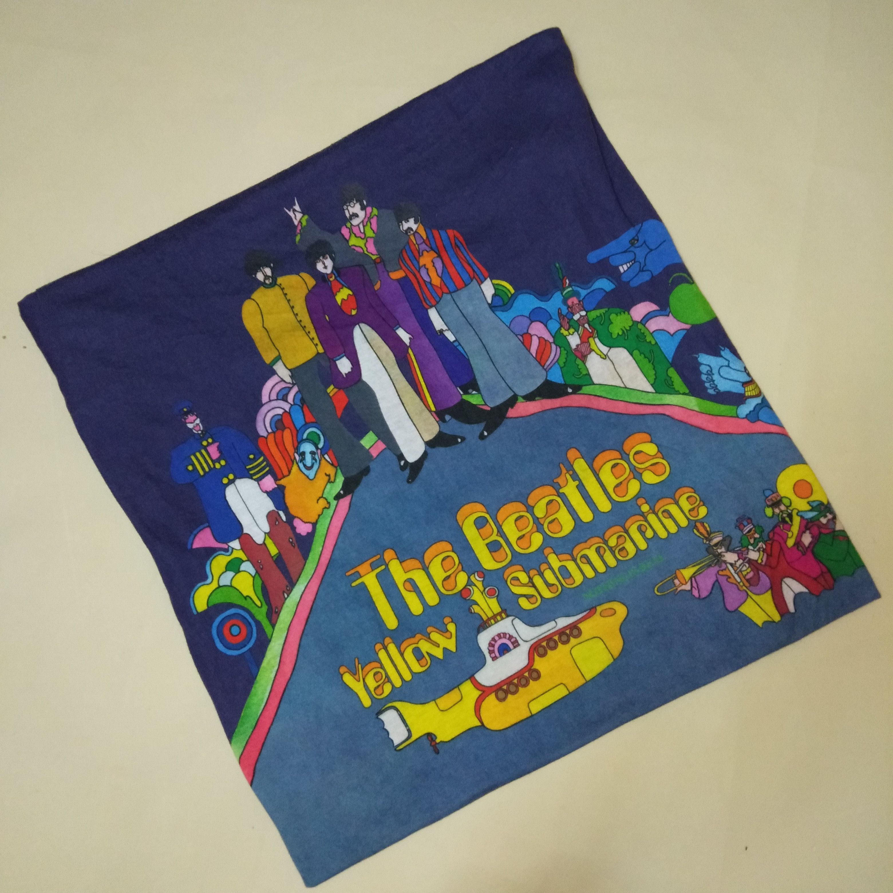 Band Tees Fullprint The Beatles Yellow Submarines Size US L / EU 52-54 / 3 - 1 Thumbnail