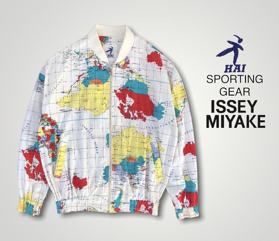 Hai Sporting Gear VTG Hai Sporting Gear Full Printed World Map Bomber Jacket Size US M / EU 48-50 / 2 - 3 Thumbnail
