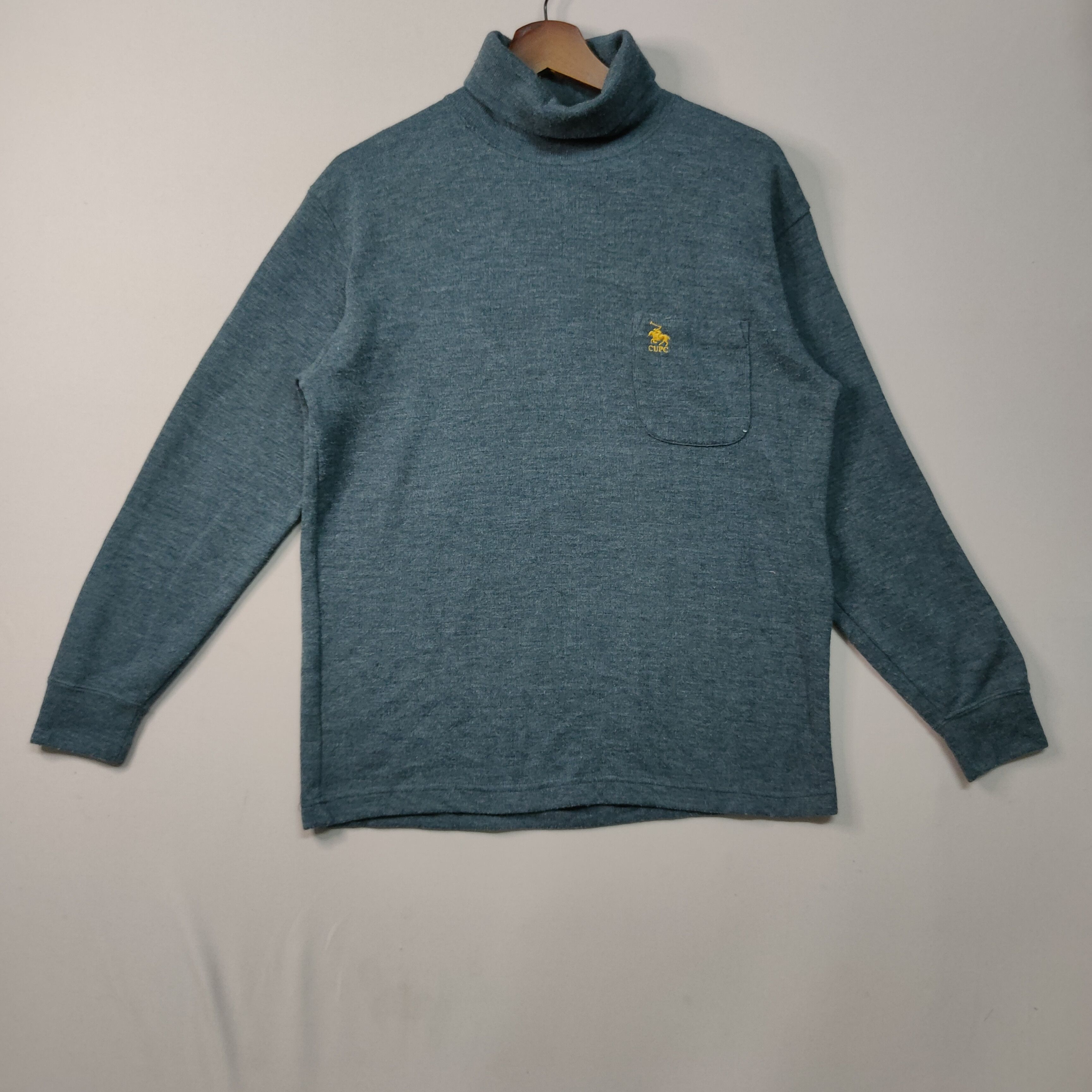 Cambridge Satchel Company VINTAGE CAMBRIDE UNIVERSITY SMALL LOGO TURTLE NECK SHIRTS Size US M / EU 48-50 / 2 - 1 Thumbnail
